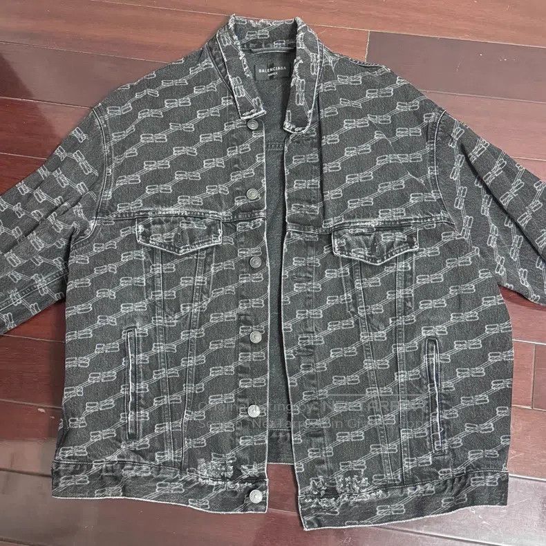 Balenciaga Balenciaga Jacket Size US S / EU 44-46 / 1 - 1 Thumbnail