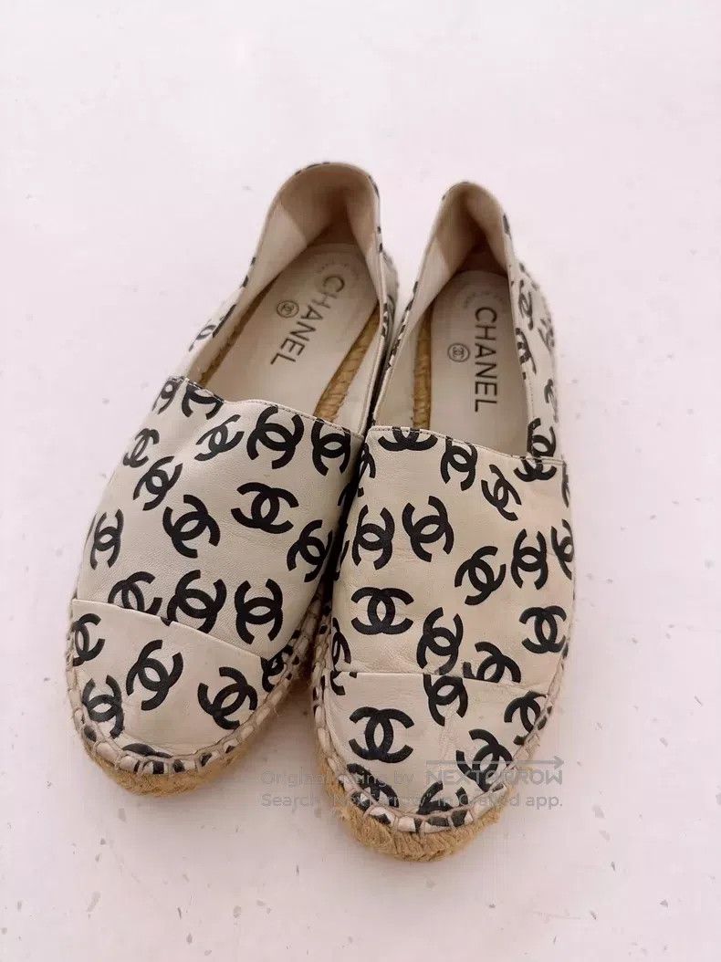 Chanel Full logo straw-knut fisherman's shoes