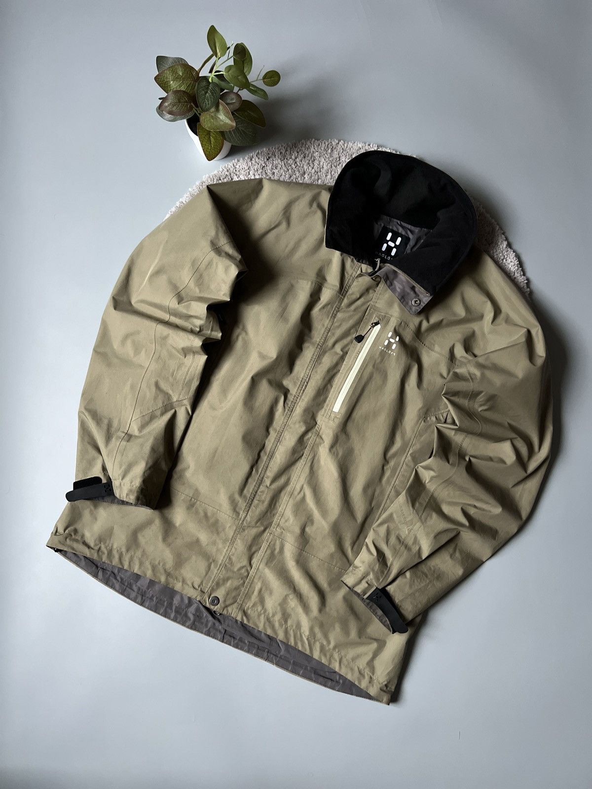 Haglofs Haglofs Gore Tex Shell Jacket Vintage Size US XL / EU 56 / 4 - 1 Thumbnail