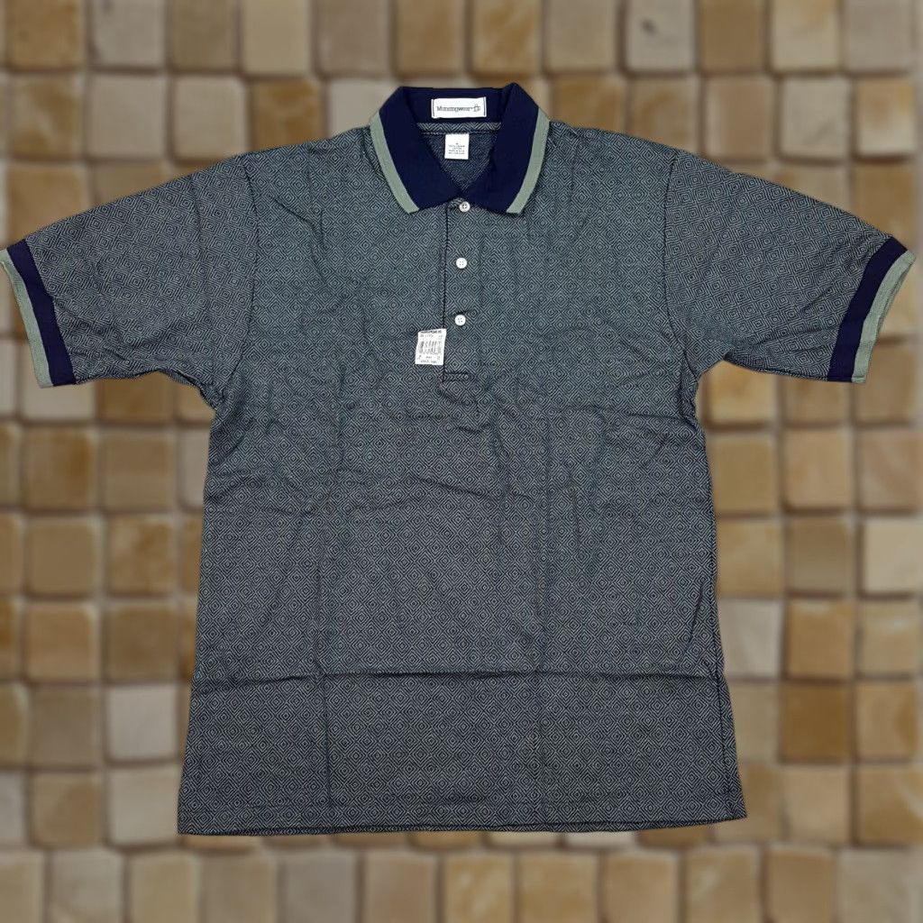 Vintage VINTAGE Munsingwear Gray Geometric Collared Short Sleeve Men's Medium Golf Polo Shirt USA Made Size US M / EU 48-50 / 2 - 1 Thumbnail