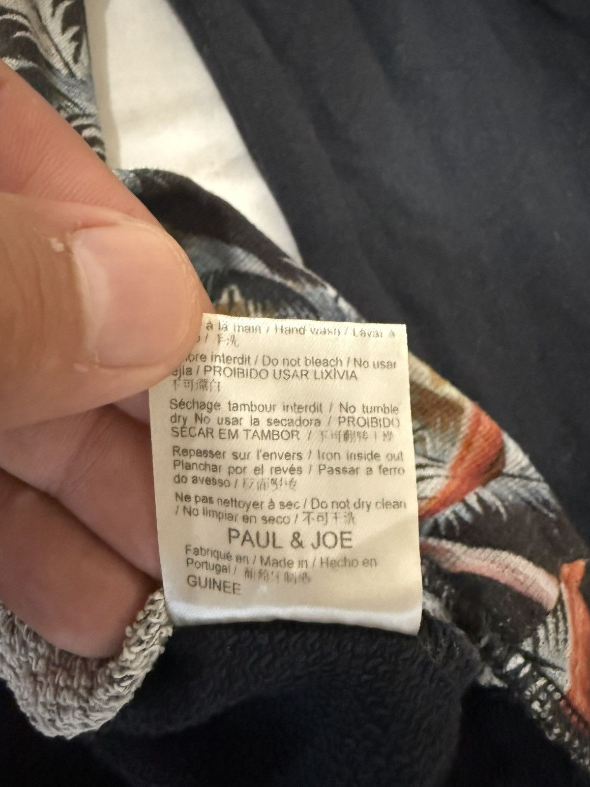 Armani Very nce Size 24" / US 00 / IT 34 - 9 Thumbnail
