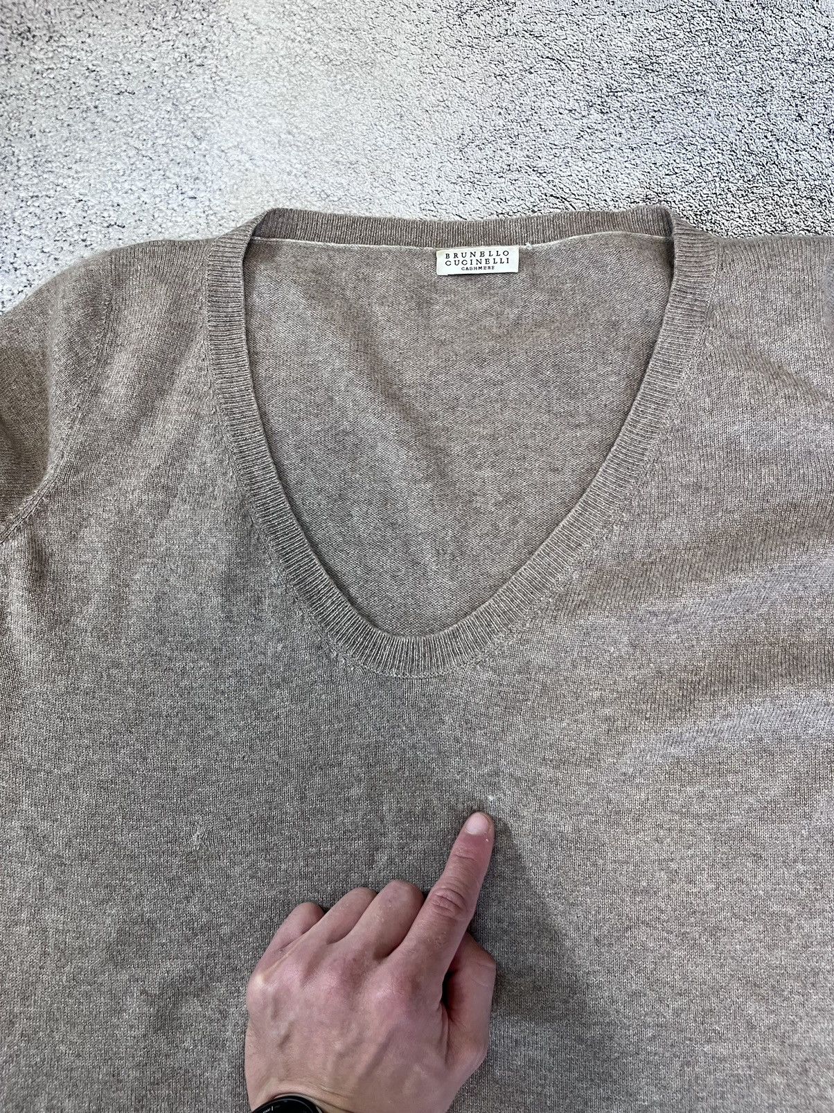 Brunello Cucinelli Brunello Cucinelli Cashmere Sweater V-neck Jumper RRP900$ Size L / US 10 / IT 46 - 14 Thumbnail