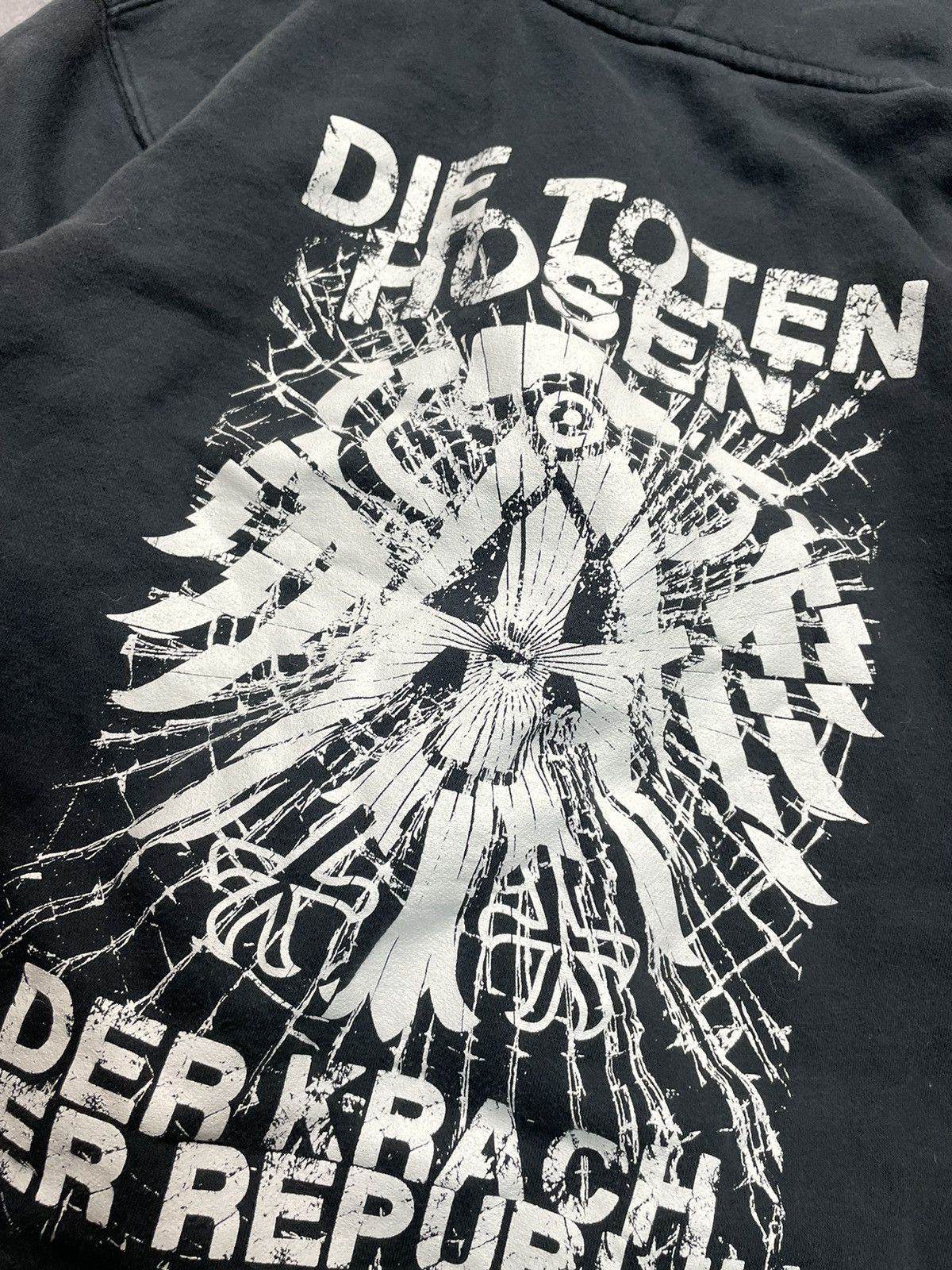 Band Tees DTH ARCHIVE Punk 'Krach Rep' Tour T 2013 OG Size US XL / EU 56 / 4 - 4 Thumbnail