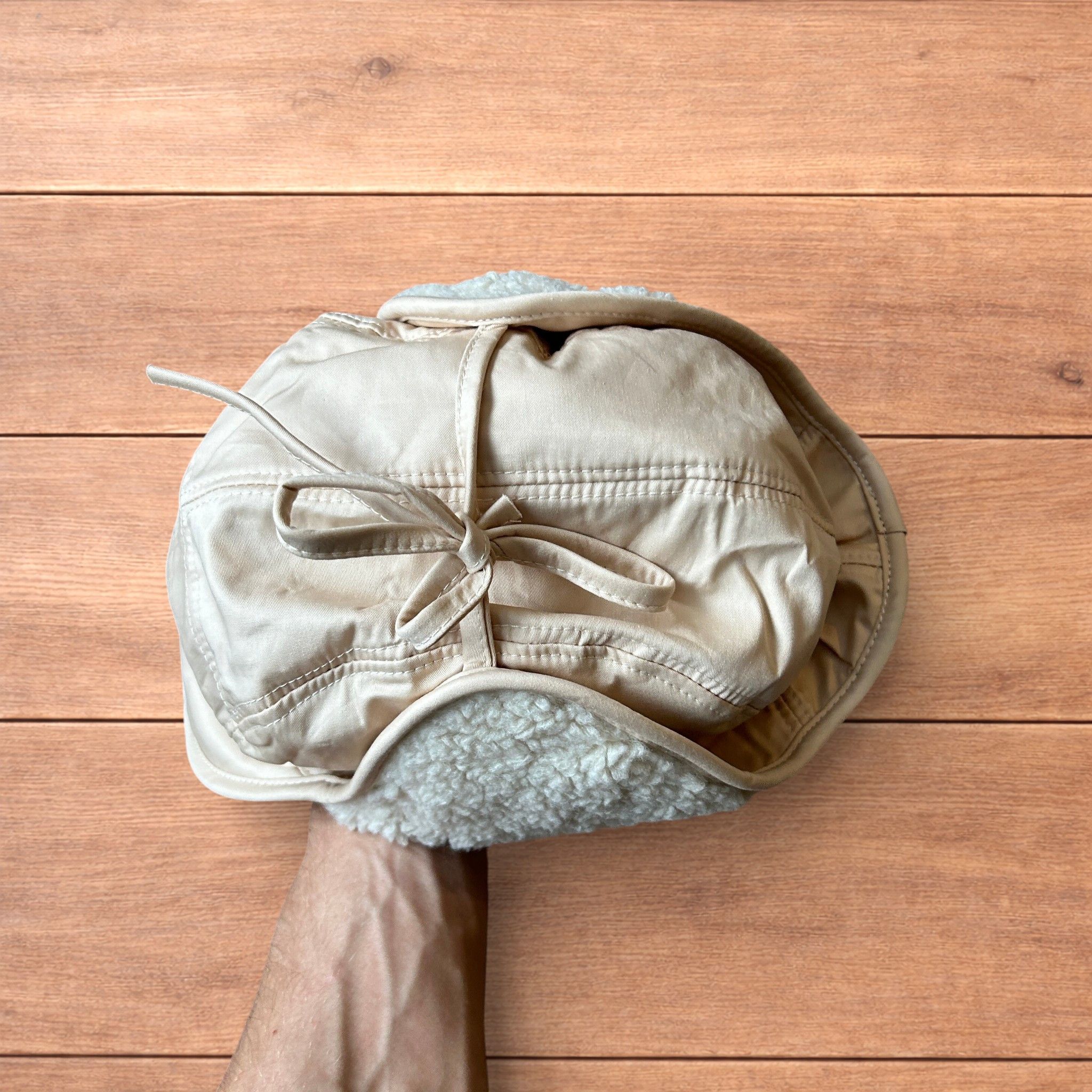 Japanese Brand Russian Trapper Korean padded fluffy hat cap in cream/beige. Size ONE SIZE - 6 Thumbnail