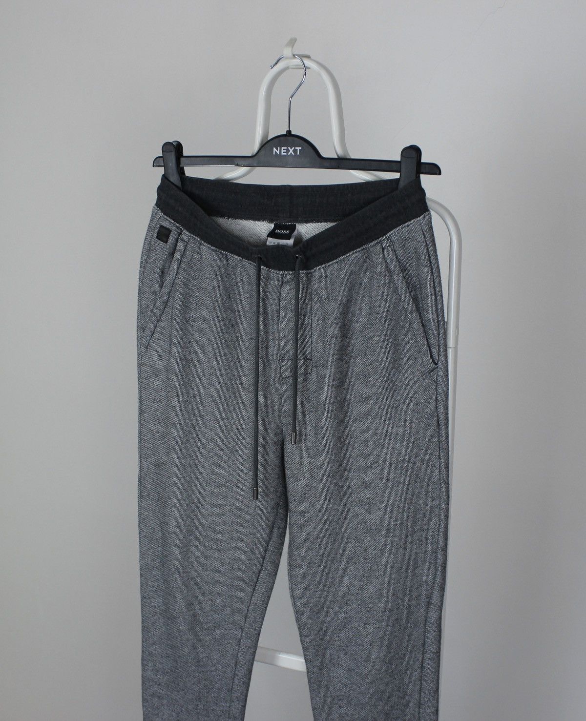 Hugo Boss Hugo boss joggers pants XS S gray Size US 30 / EU 46 - 3 Thumbnail