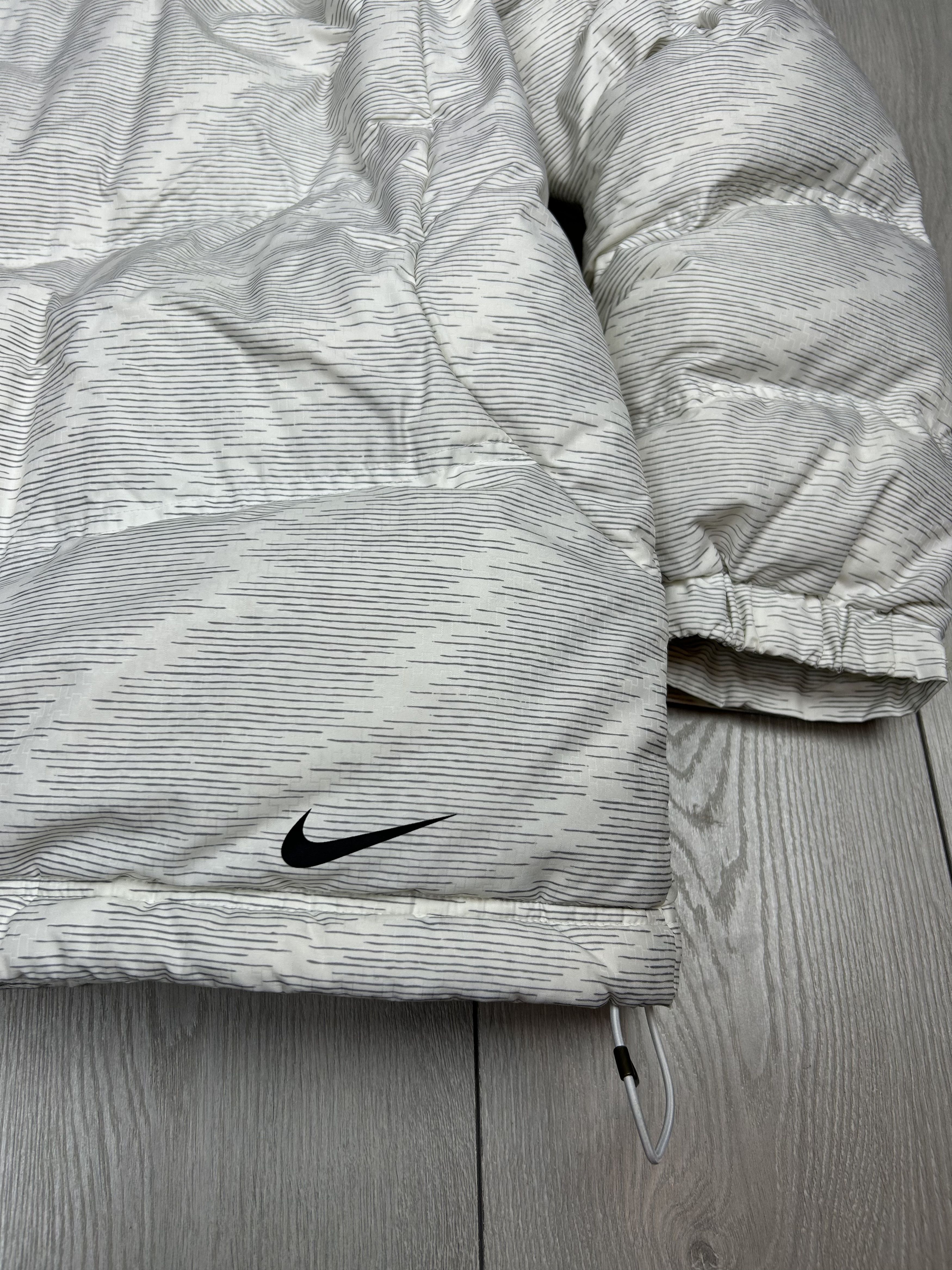 Nike ACG Nike ACG Vintage Puffer Down 550 Jacket SIze L White Size US L / EU 52-54 / 3 - 12 Thumbnail