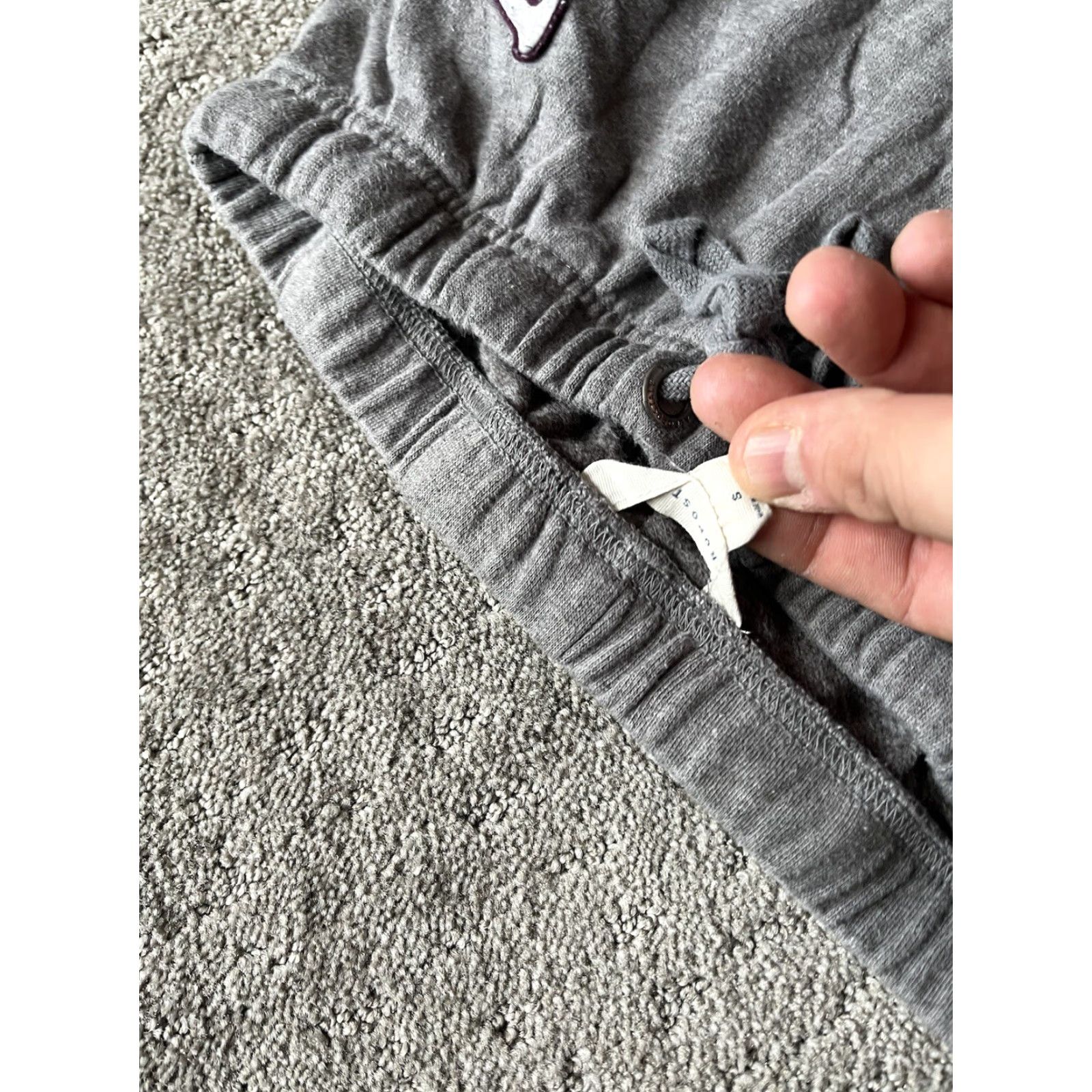 Vintage Aéropostale Sweatpants Women’s Gray Elastic Waist Small Casual Regular Size S - Modern, Pockets, Drawstring, Tapered Leg, 29 in Inseam Size 28" / US 6 / IT 42 - 5 Thumbnail