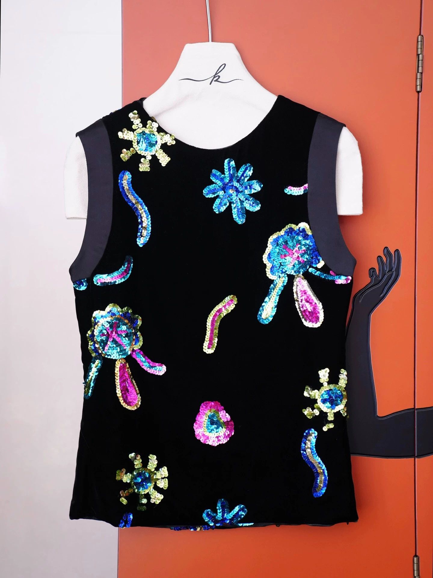 Christian Lacroix Christian Lacroix Black Velvet Hand Beaded Vest Women's M Size M / US 6-8 / IT 42-44 - 2 Thumbnail