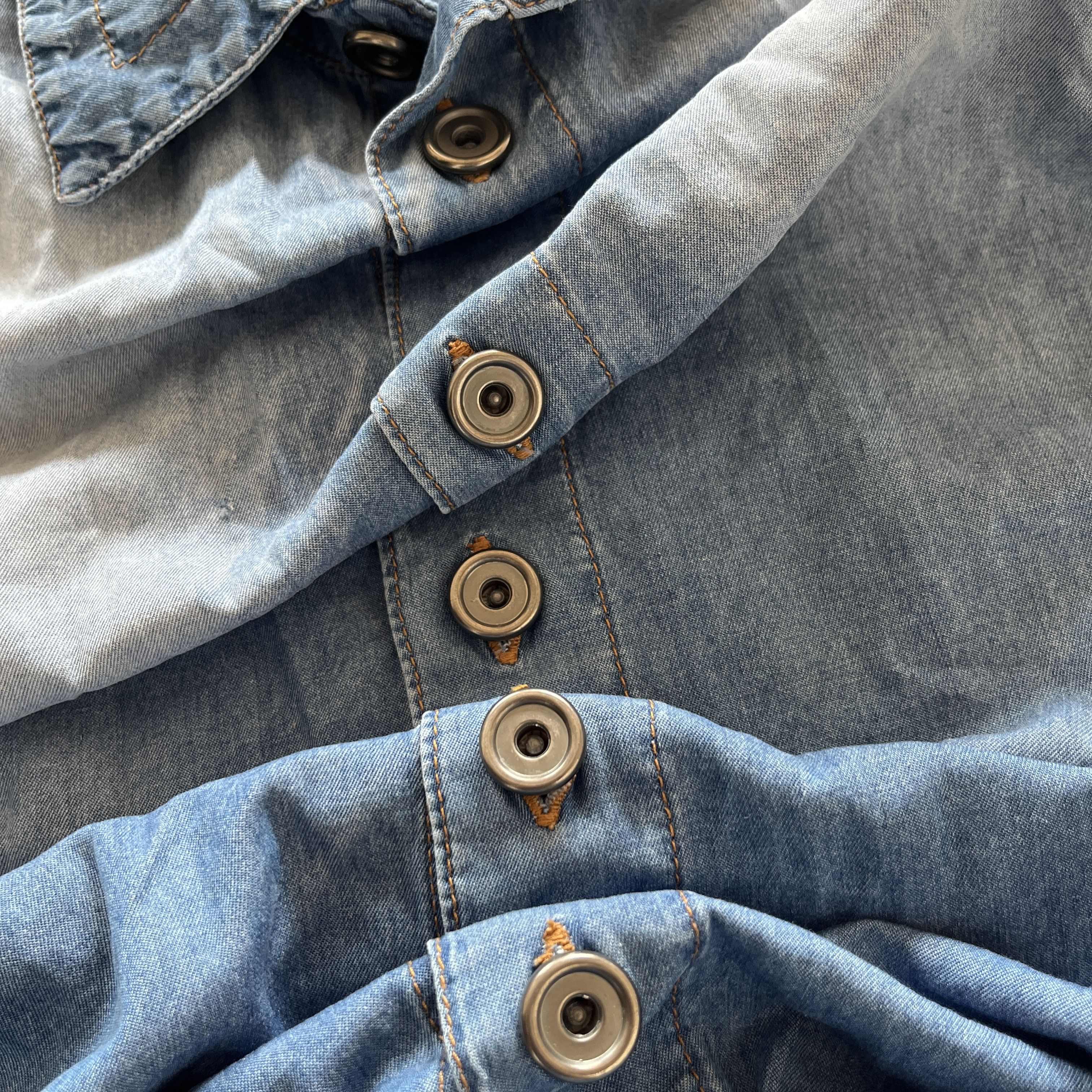 Dirk Bikkembergs Dirk Dirk Bikkembergs Asymmetric Button Up Denim Blue Shirt Size US M / EU 48-50 / 2 - 13 Thumbnail