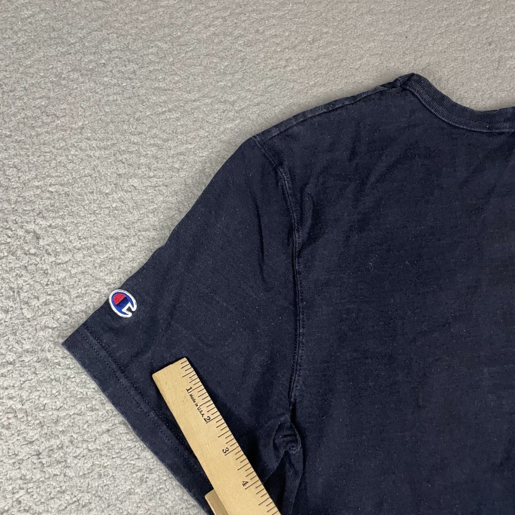 Champion Champion Shirt Mens Medium Black Crew Neck Short Sleeve Embroidered Logo Patch M - T-Shirt - Regular - Cotton - 100% - Men Size US M / EU 48-50 / 2 - 4 Thumbnail