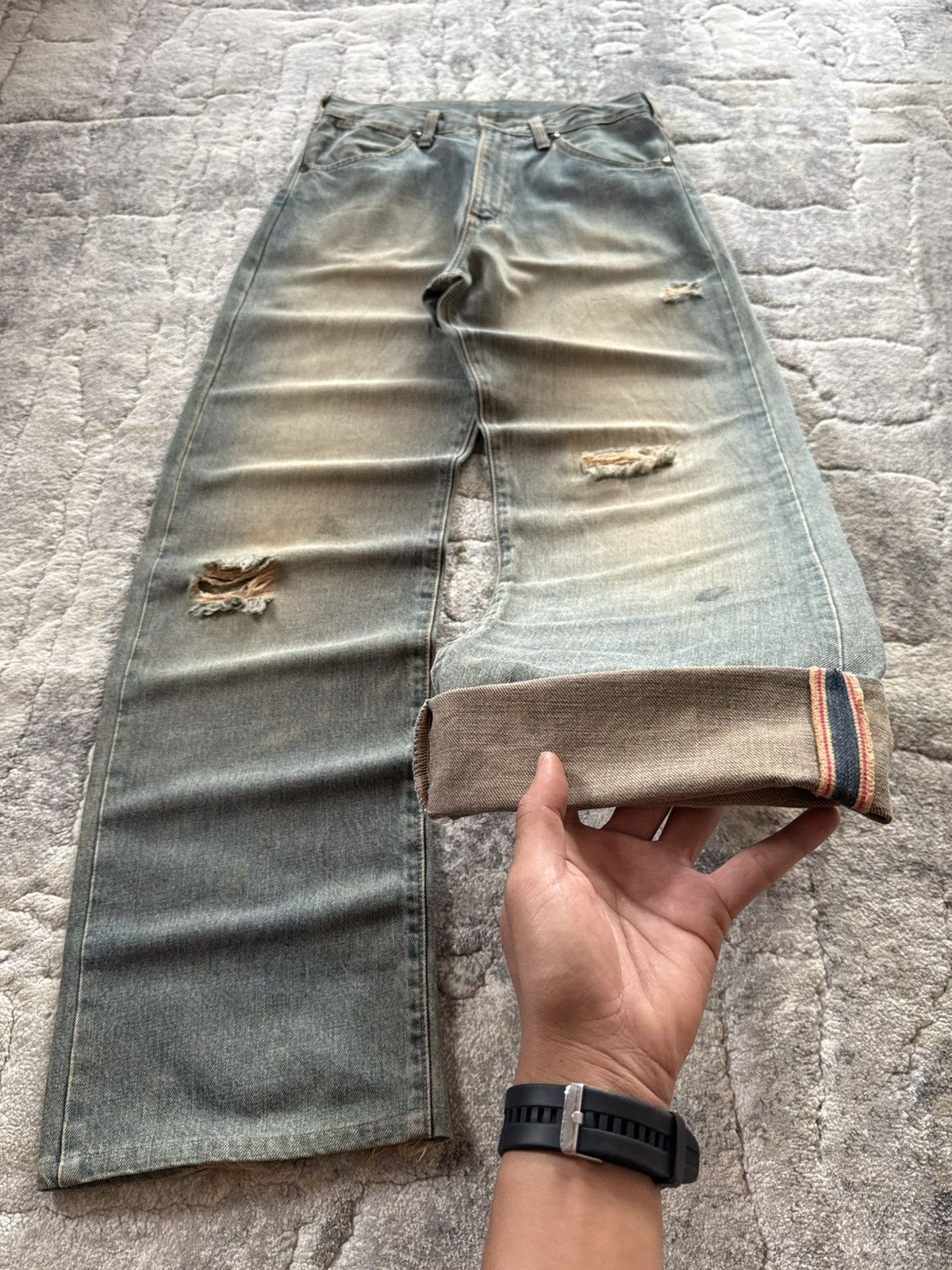 Japanese Brand Vintage Wrangler Mud Wash Distressed Baggy Selvedge Jeans Size US 29 - 2 Thumbnail