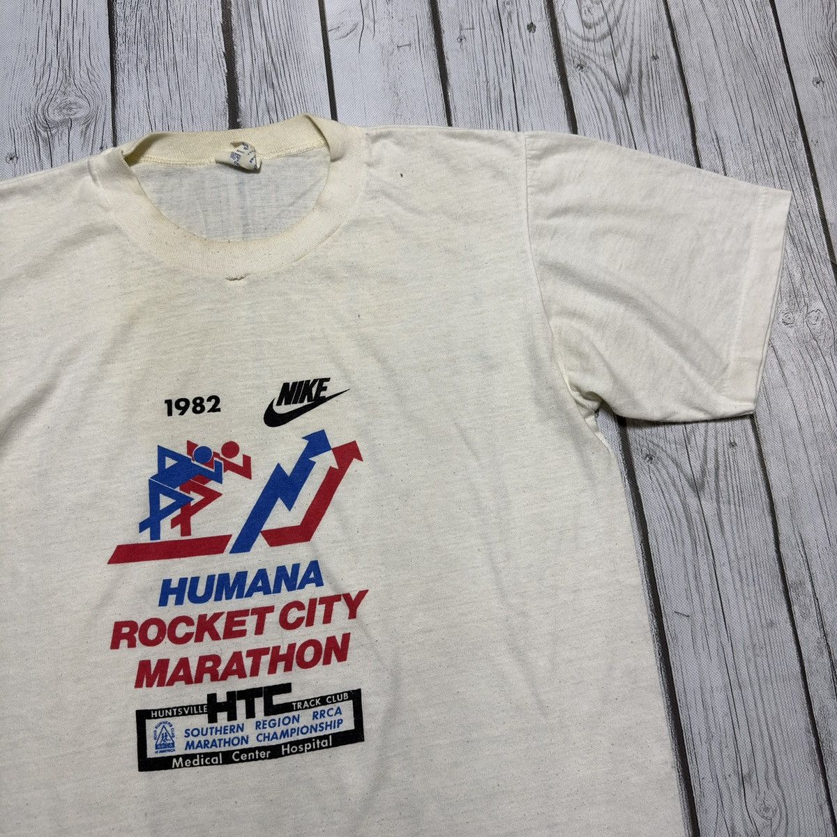 Nike × Vintage Vintage Nike tee Size US L / EU 52-54 / 3 - 3 Thumbnail