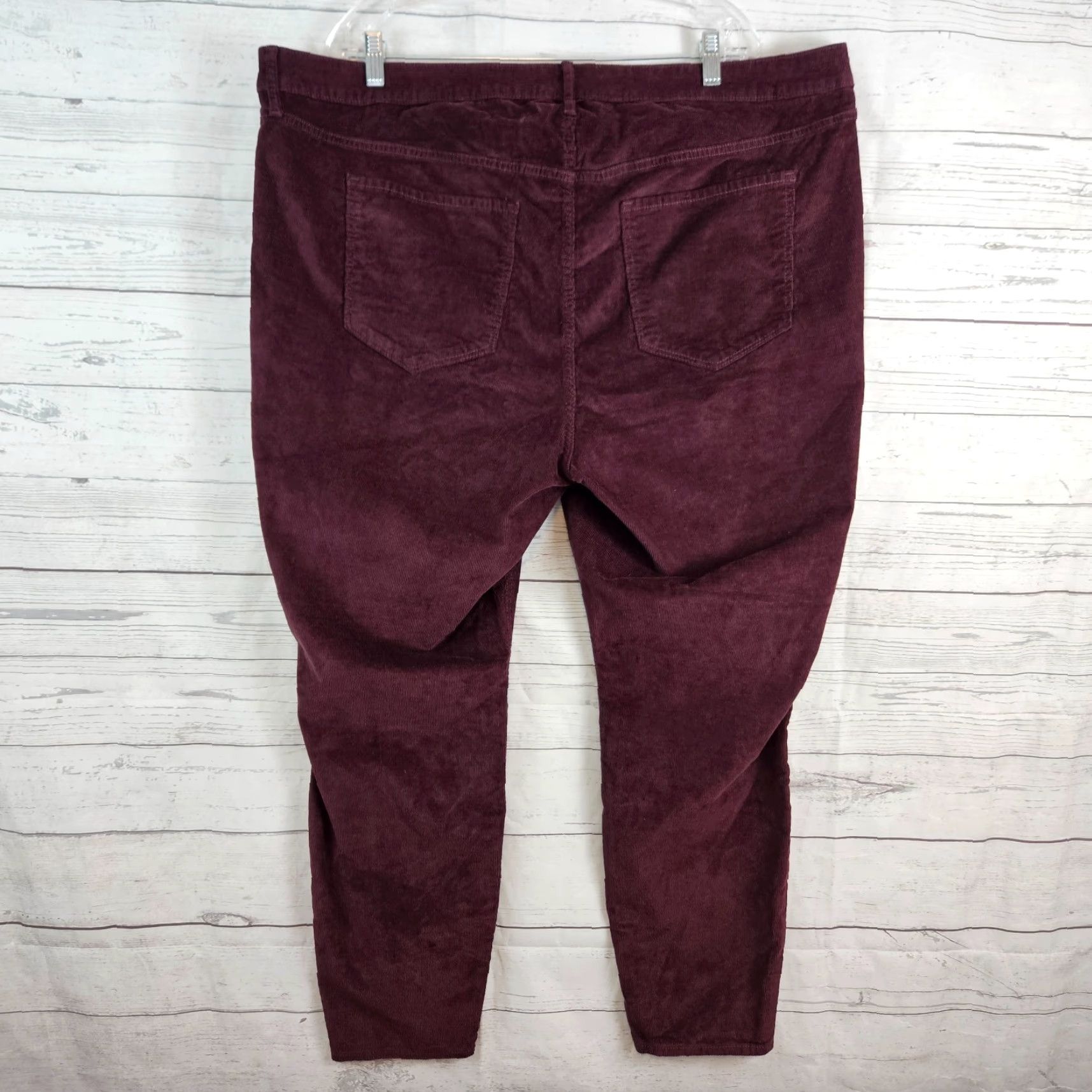 Old Navy Old Navy Womens Rockstar Super Skinny Corduroy Pants Sz 24 Maroon High Rise Size 42" / US 20 - 3 Thumbnail