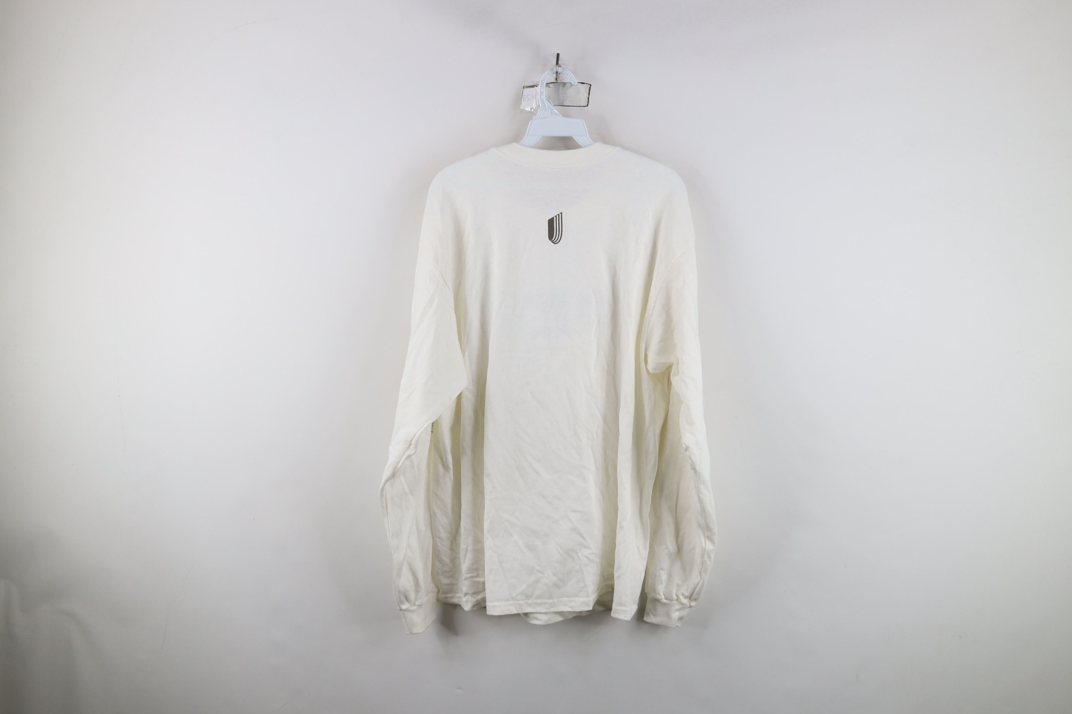 Vintage Vintage UnitedHealth Group Company Long Sleeve T-Shirt White Size US L / EU 52-54 / 3 - 10 Thumbnail