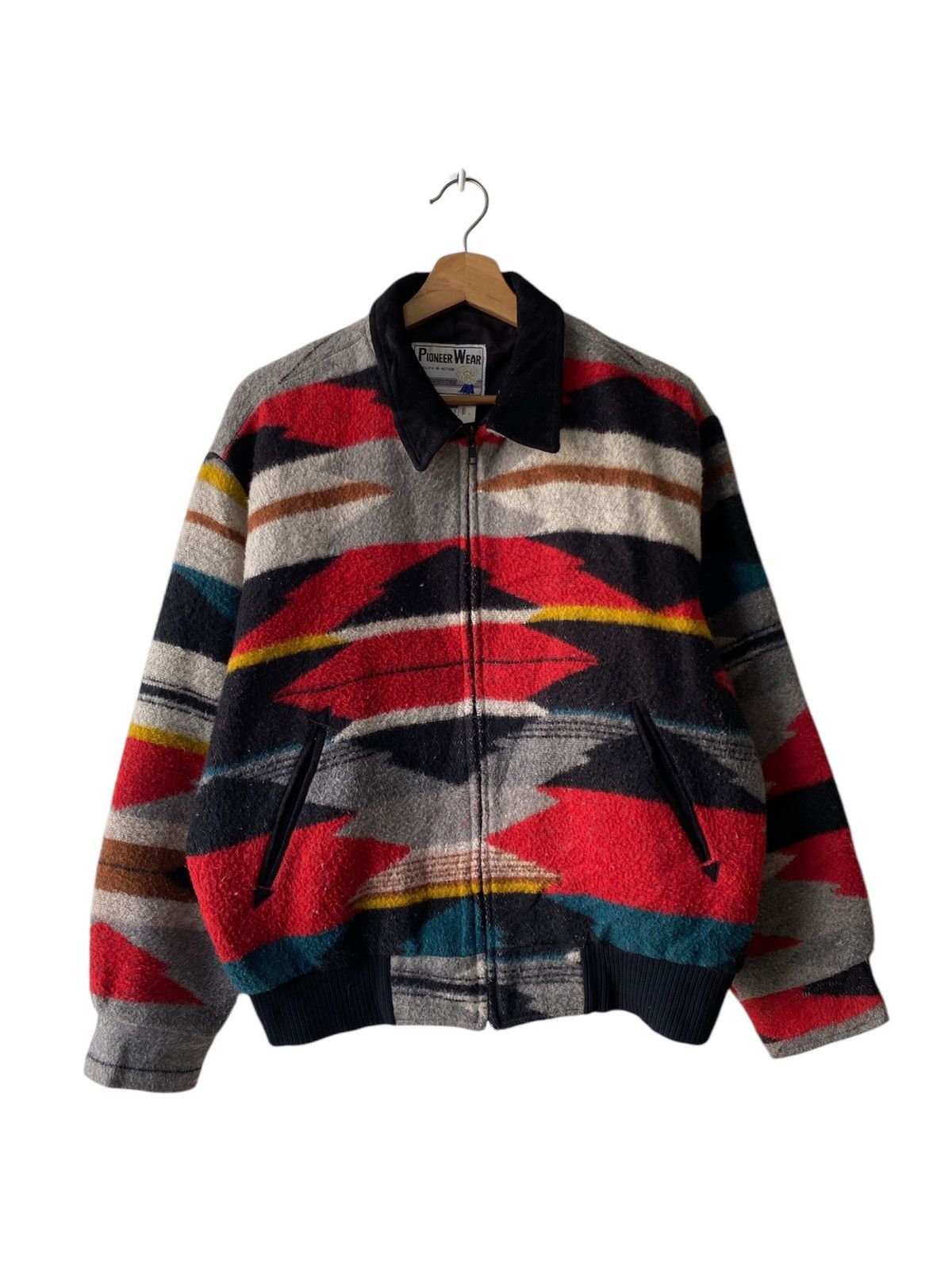 Vintage RARE Vintage USA Pioneer Wear Western Navajo Zipper Jacket Size US M / EU 48-50 / 2 - 1 Thumbnail
