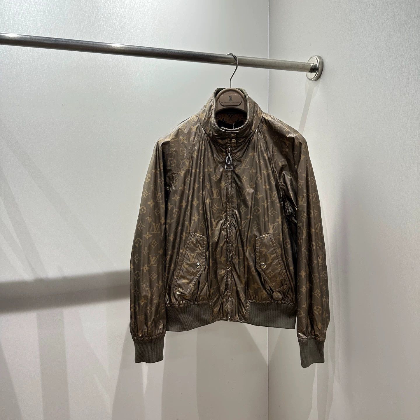 Louis Vuitton Louis Vuitton Monogram Print Metallic Zipper Jacket 36 Size XS / US 0-2 / IT 36-38 - 1 Thumbnail