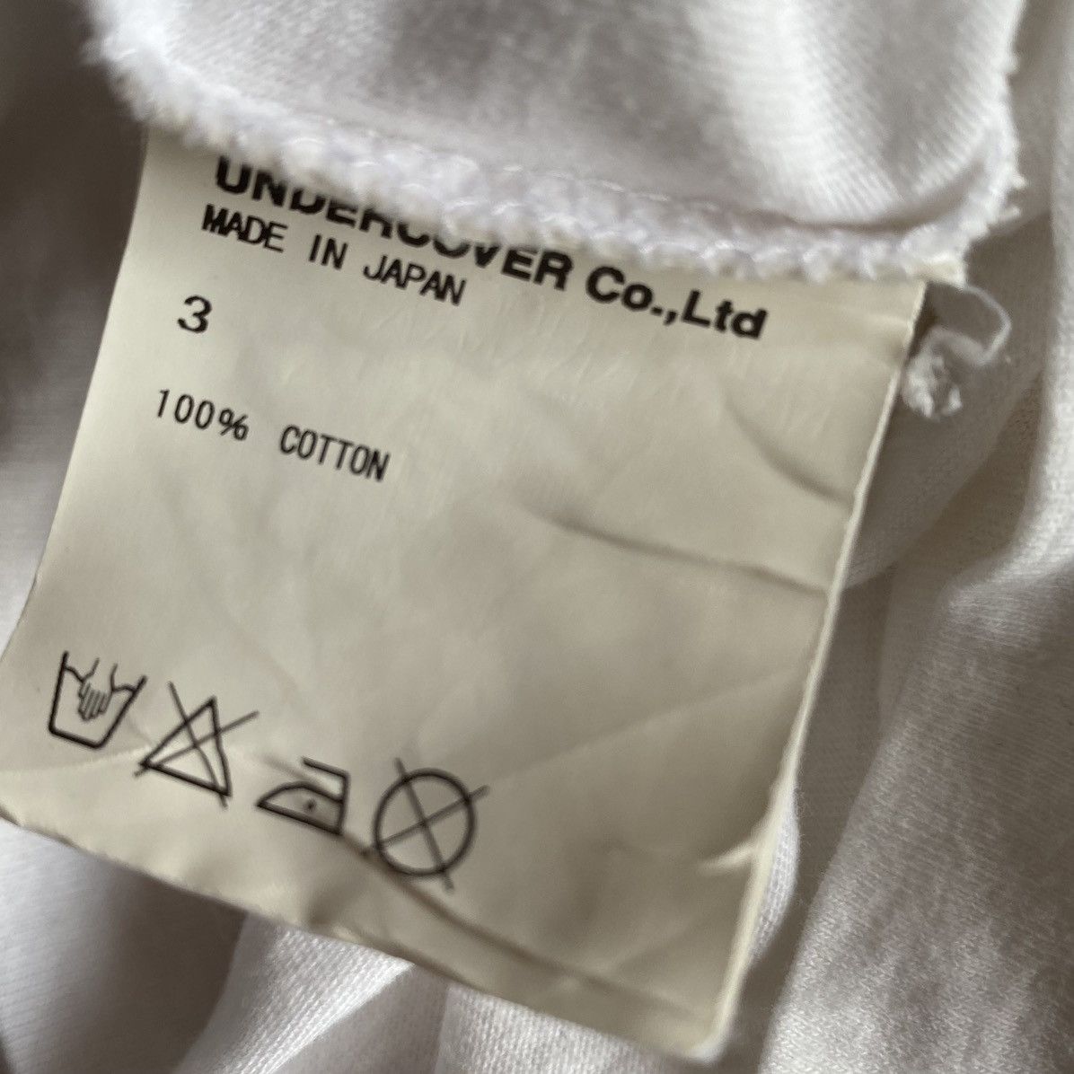 Undercover 2000’s Rose Skull TShirt Size US L / EU 52-54 / 3 - 5 Thumbnail