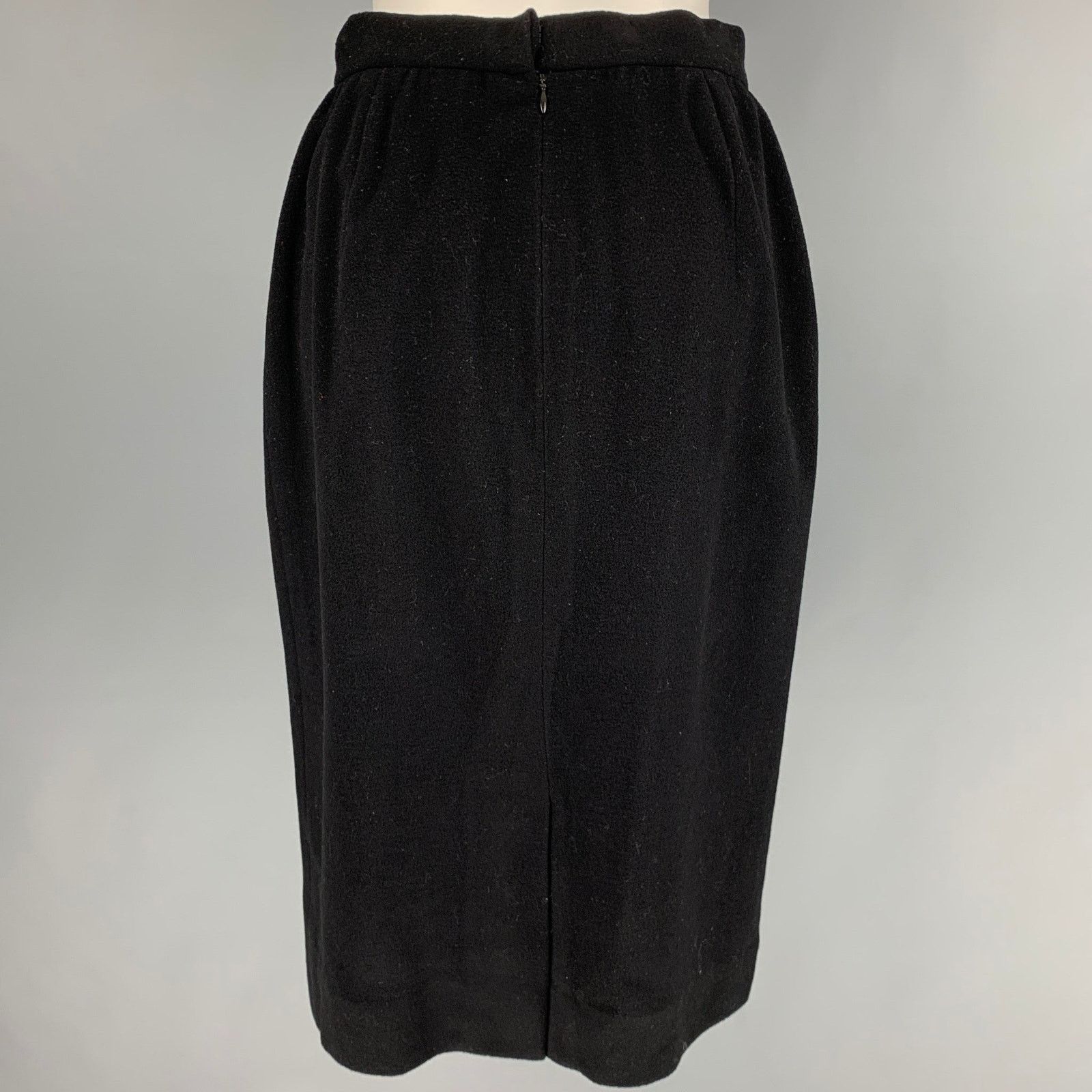 Donna Karan DONNA KARAN Size 4 Black Wool Cashmere Pencil Skirt Size 27" / US 4 / IT 40 - 2 Thumbnail