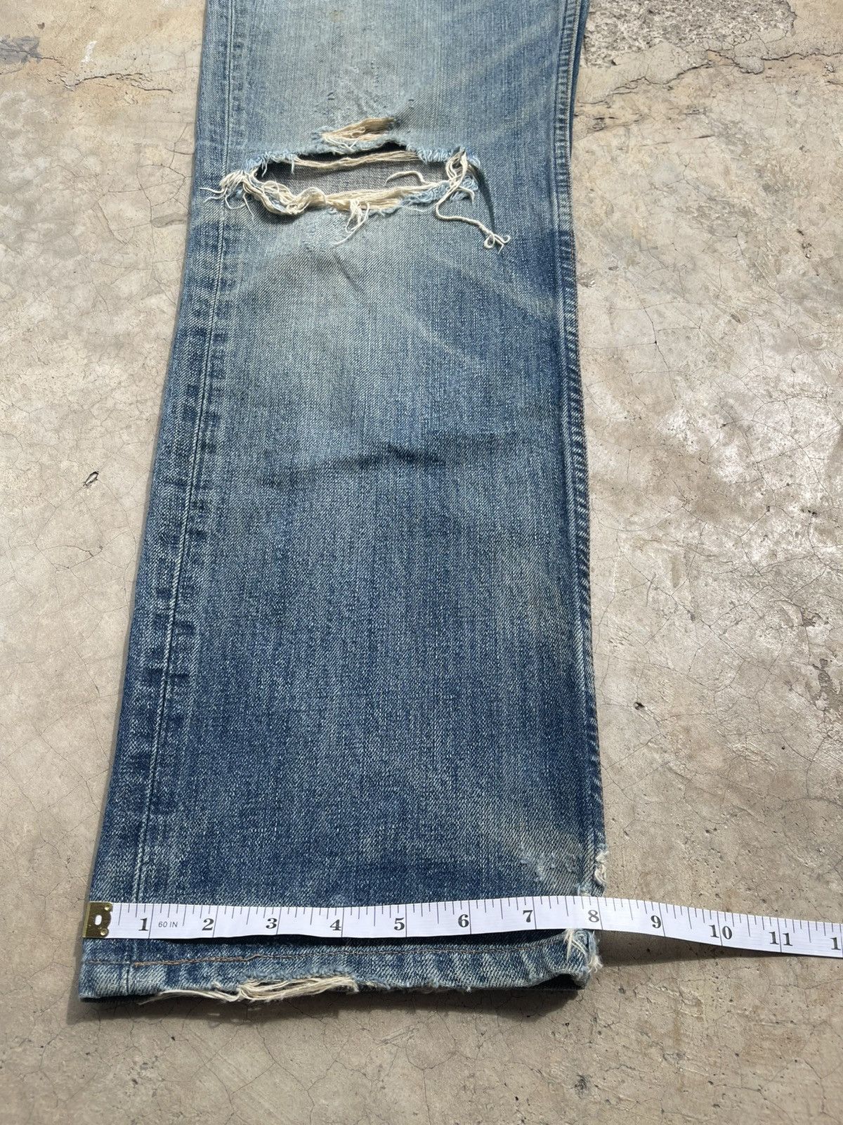 Levi's Levi’s 502 Made in Japan Dark Wash Distressed Thrashed Denim Size US 31 - 19 Thumbnail