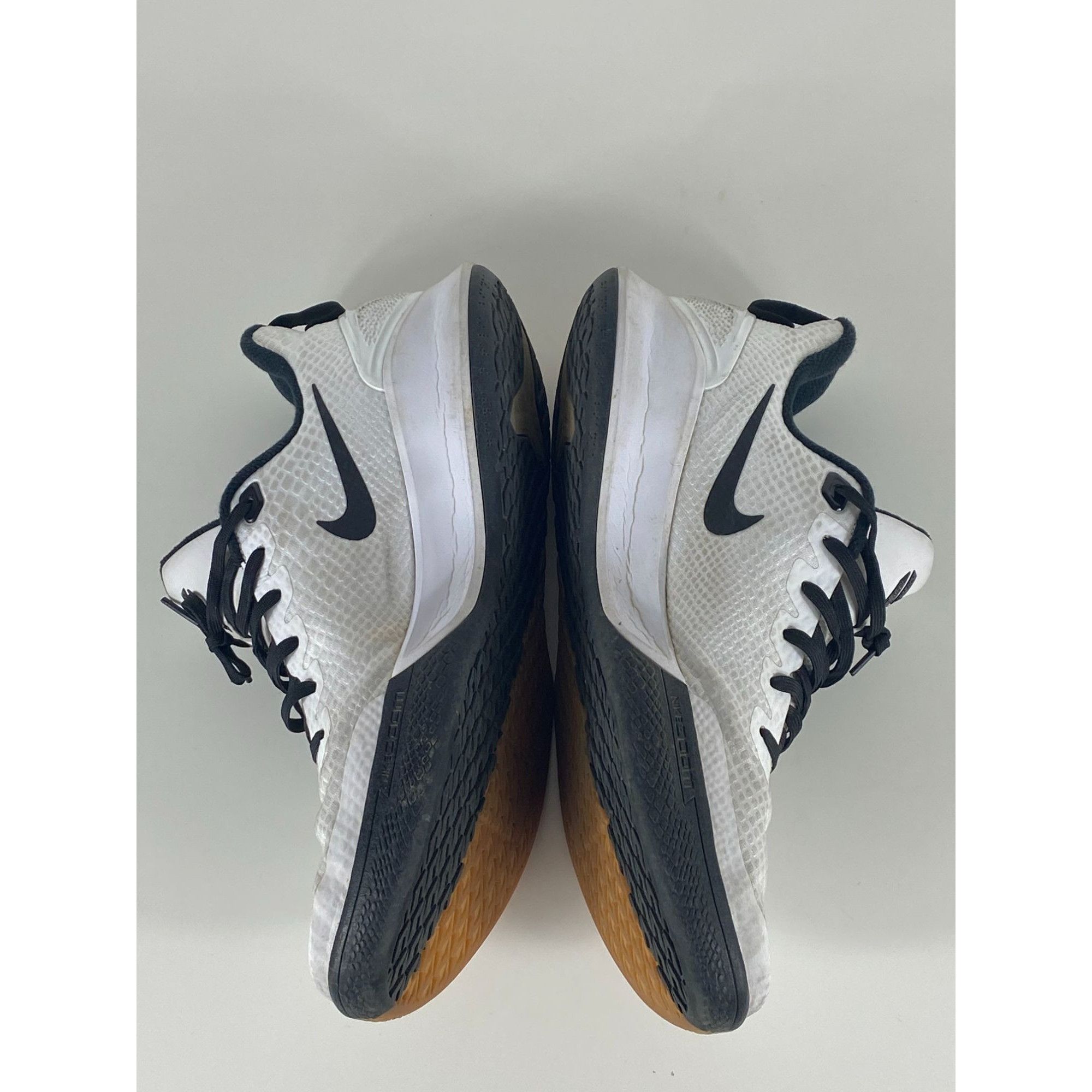 Nike Nike Mamba Focus White Low-Top Sneakers AJ5899-100 Size 10.5 Size US 10.5 / EU 43-44 - 4 Thumbnail