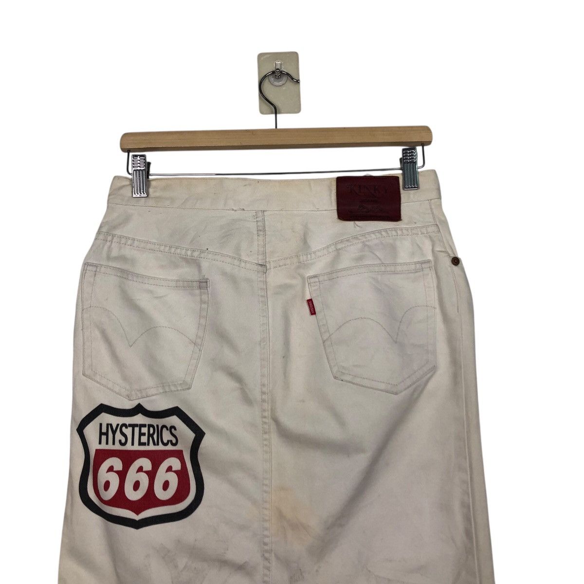 Hysteric Glamour Vintage Hysteric Glamour Kinky Jeans White Denim Logo Skirt Size 30" / US 8 / IT 44 - 10 Thumbnail