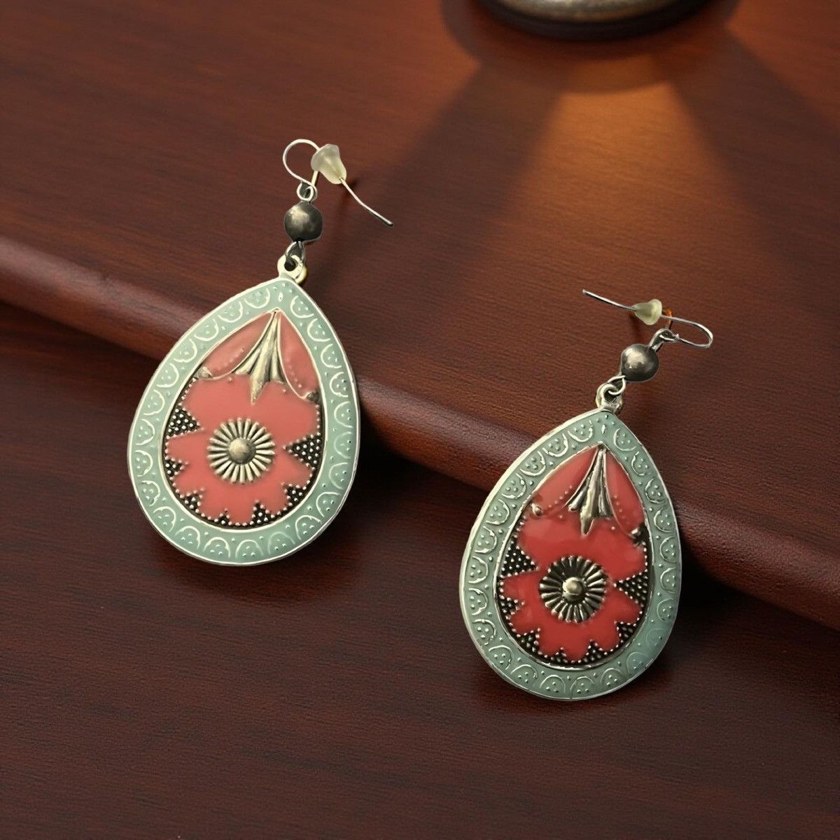 Handmade × Native × Vintage Large red and teal earrings with a touch of boho charm Size ONE SIZE - 1 Thumbnail