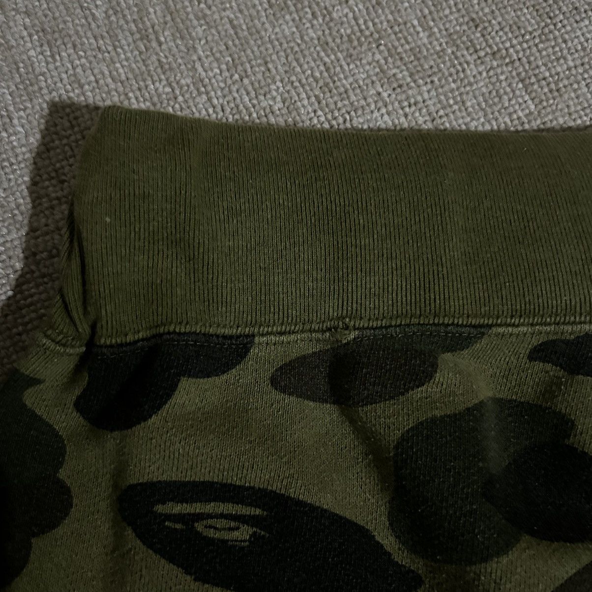 Bape TRASHED Bape Shark Shorts Size US 28 / EU 44 - 10 Thumbnail