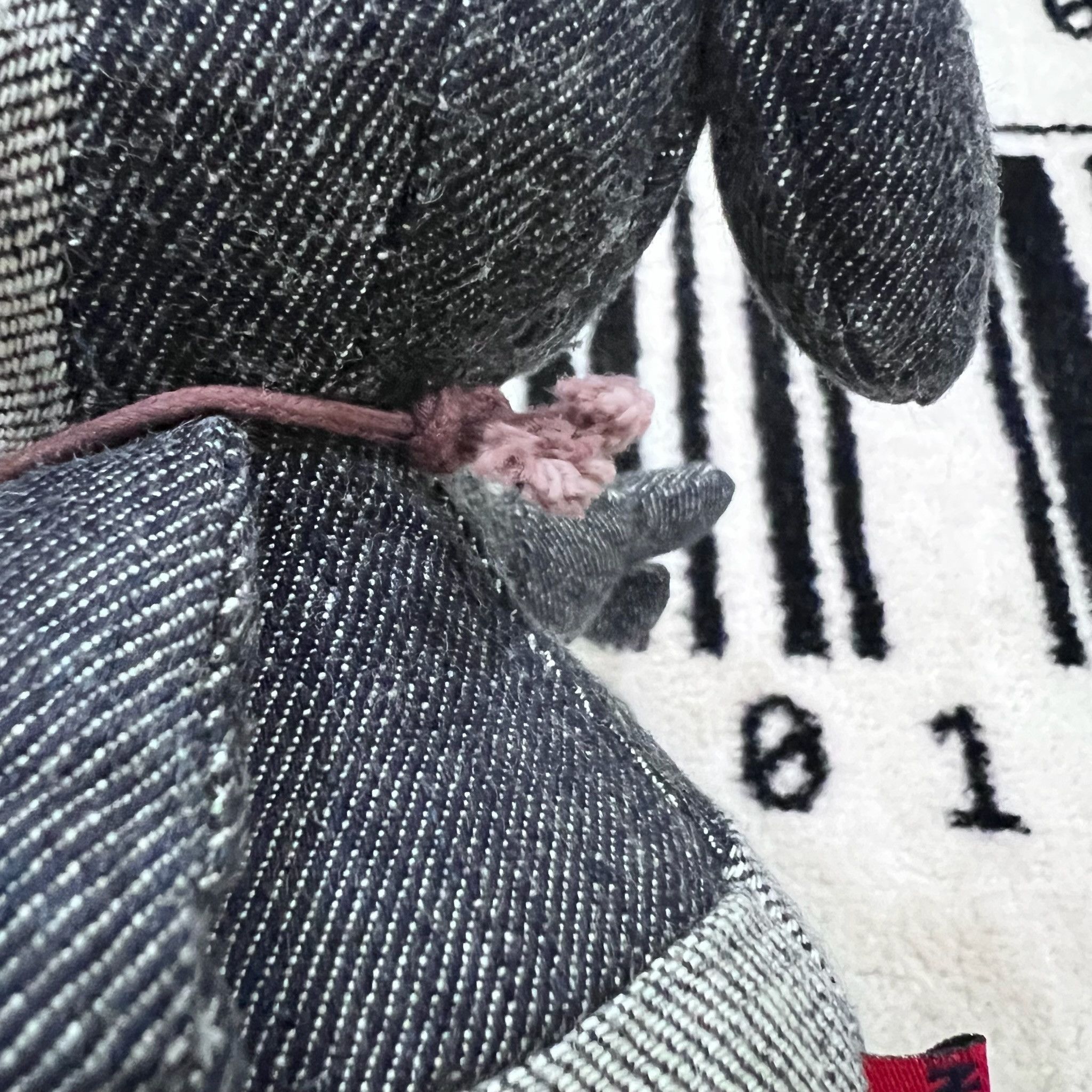Edwin Disney X Oswald X Edwin Denim Plush Size ONE SIZE - 9 Thumbnail