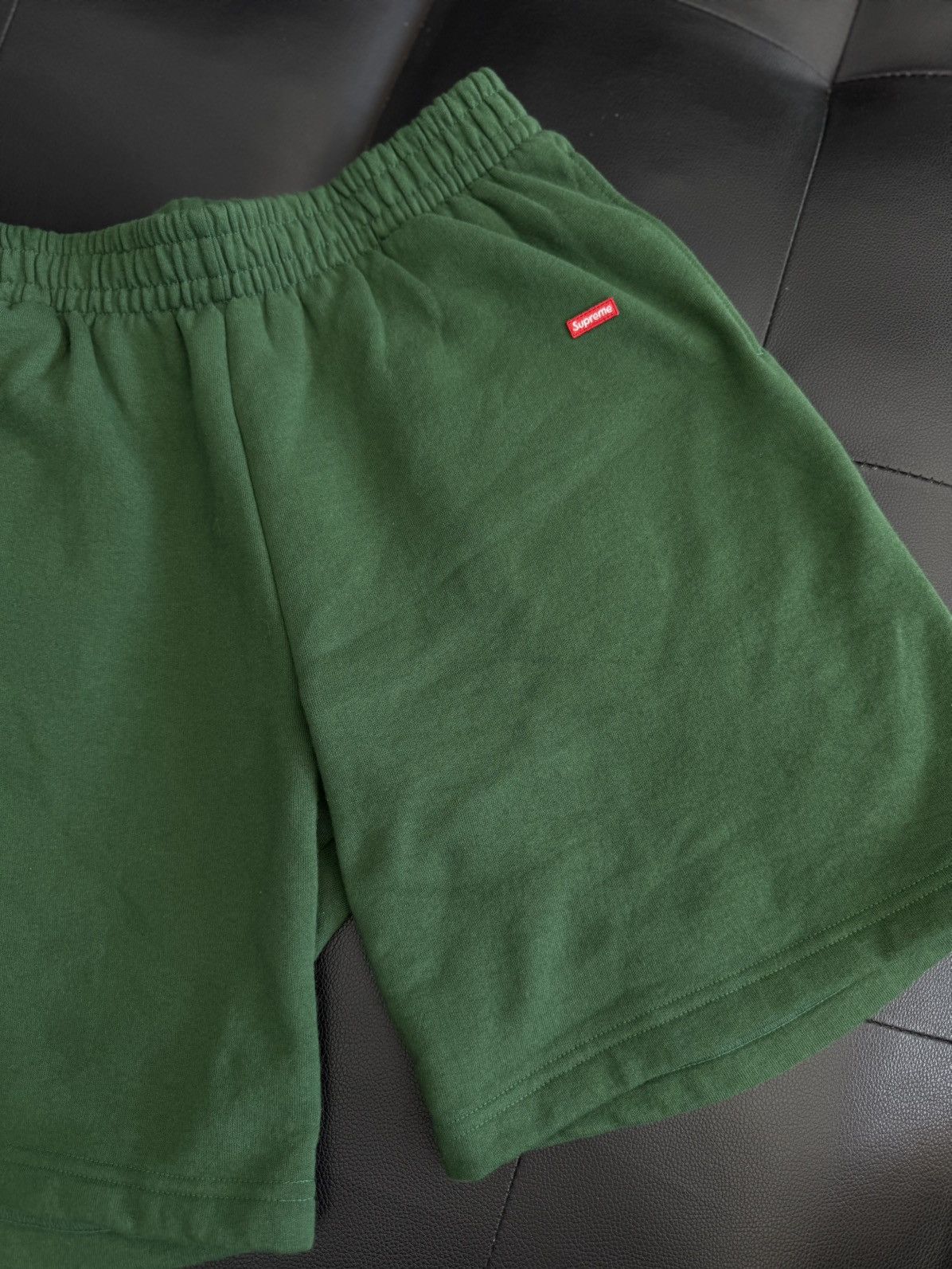 Supreme Supreme Green Shorts Size Small Pre Owned Size US 29 - 4 Thumbnail