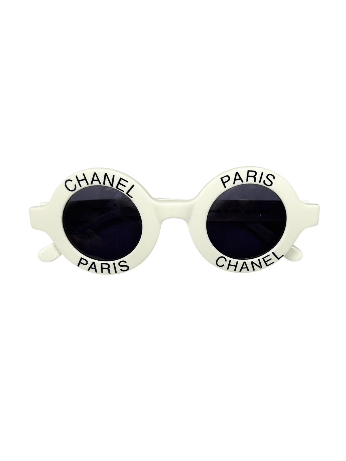 Chanel S/S 93 Round Logo Sunglasses Size ONE SIZE - 1 Thumbnail