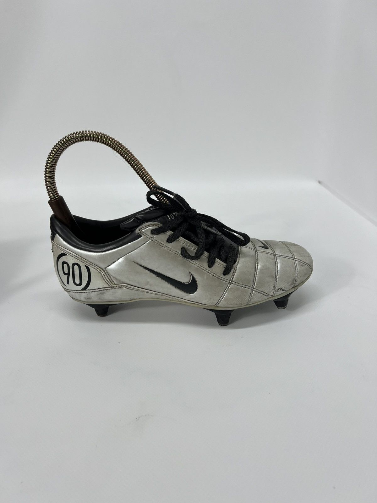 Nike VINTAGE NIKE TOTAL 90 Soccer BOOTS FOOTBALL Size 5.5 Size US 5.5 / EU 38 - 7 Thumbnail