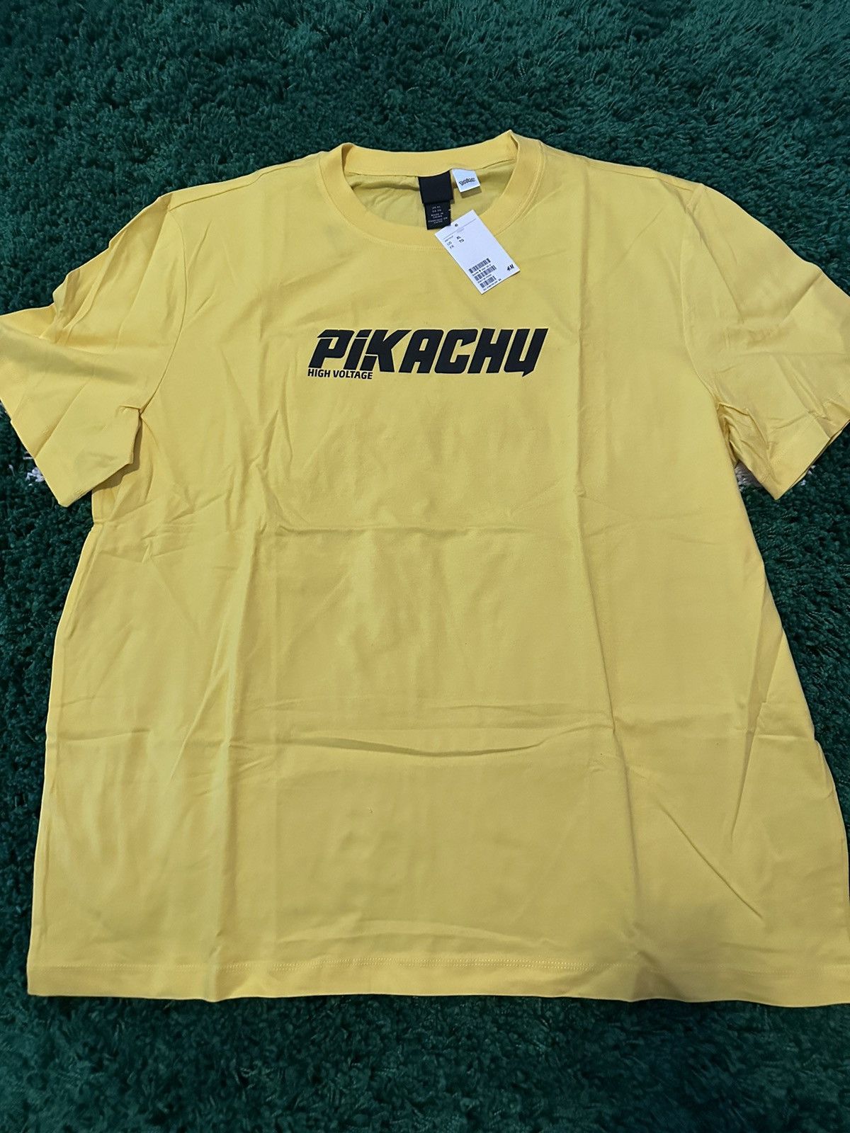 H&M × Pokemon H&M x Pokémon Pikachu High Voltage Tee XL Size US XL / EU 56 / 4 - 1 Thumbnail
