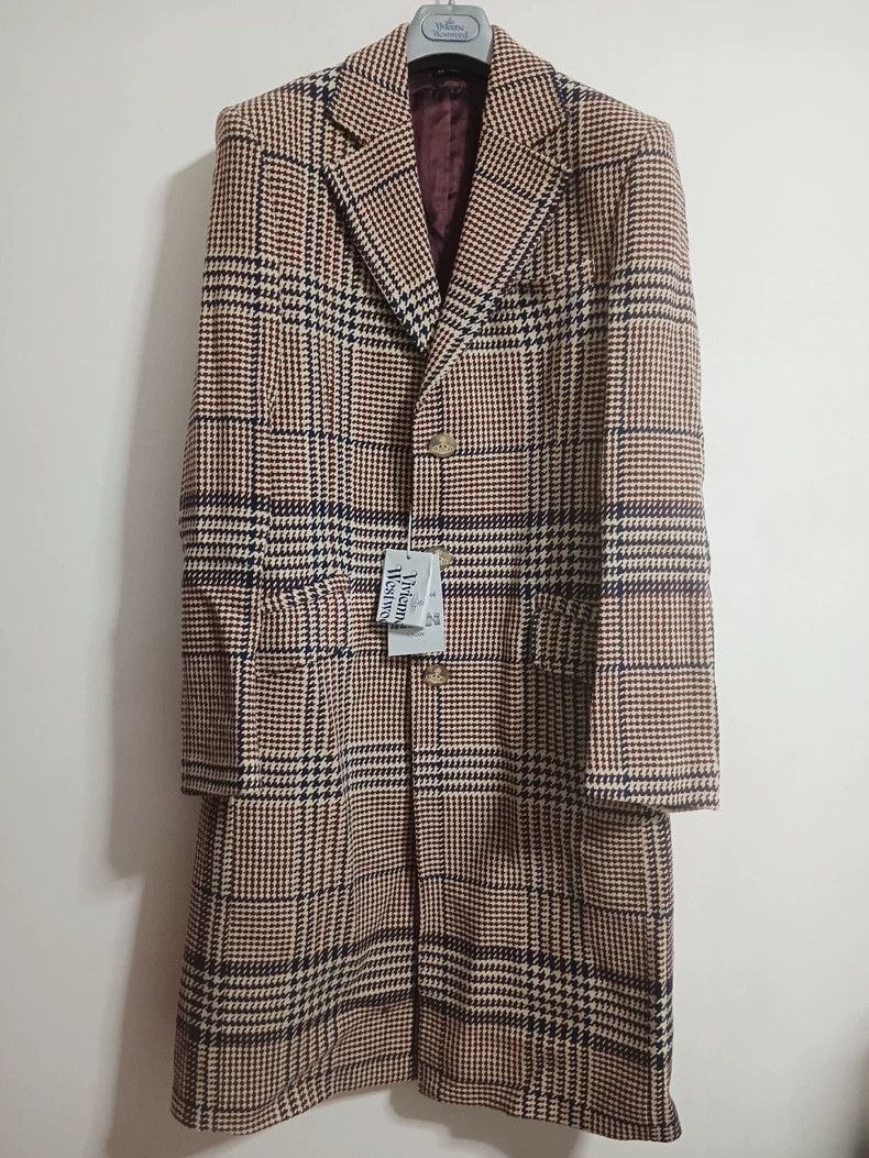 Vivienne Westwood Vivienne Westwood A wool coat for a woman with asymmetrica Size M / US 6-8 / IT 42-44 - 1 Thumbnail