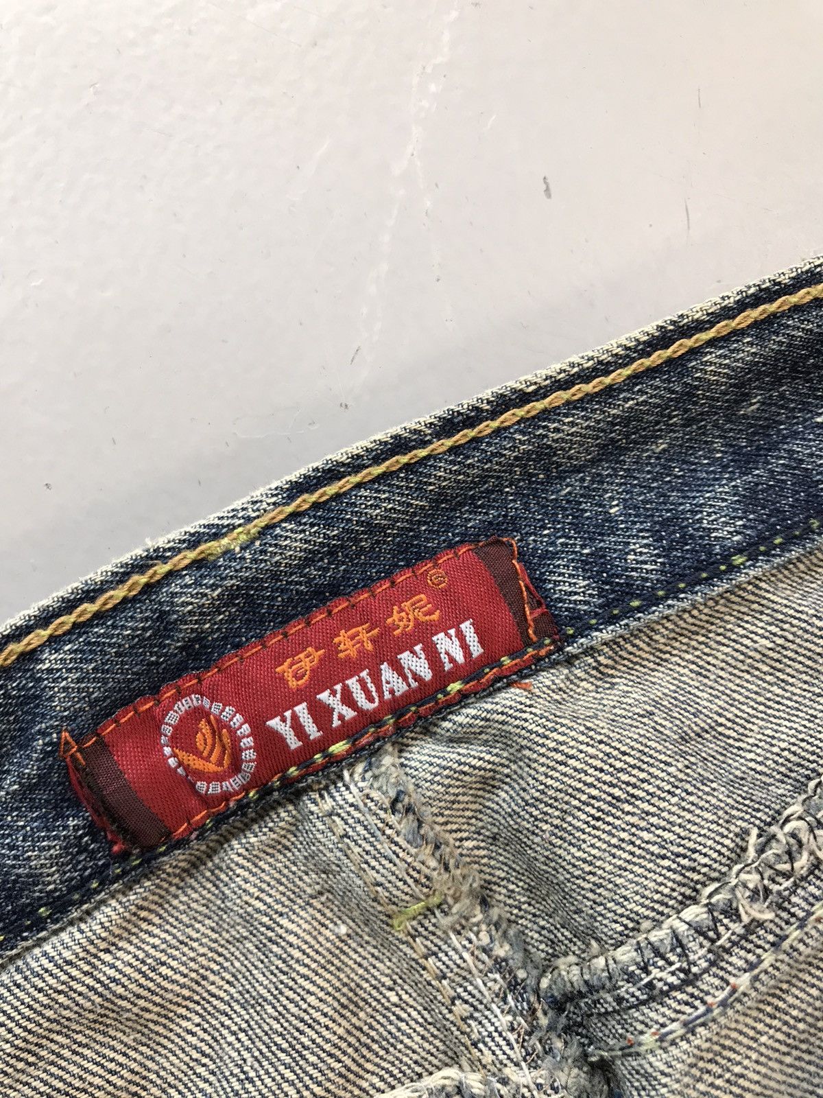 JNCO Vintage Yi xuan ni embroidered denim Size 28" / US 6 / IT 42 - 7 Thumbnail