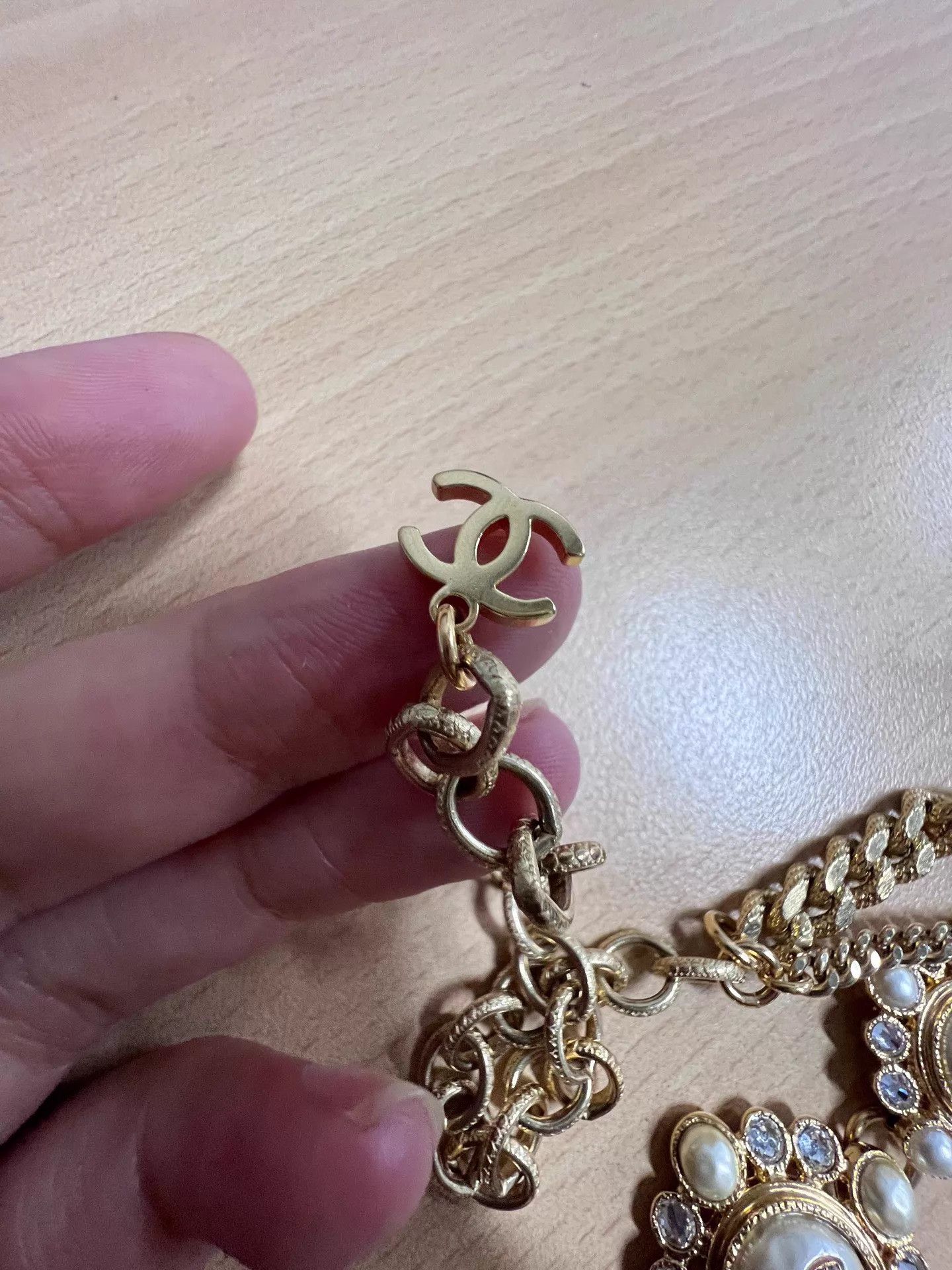 Chanel Chanel Baroque Pearl 2-in-1 Waist/Necklace New Size ONE SIZE - 5 Thumbnail