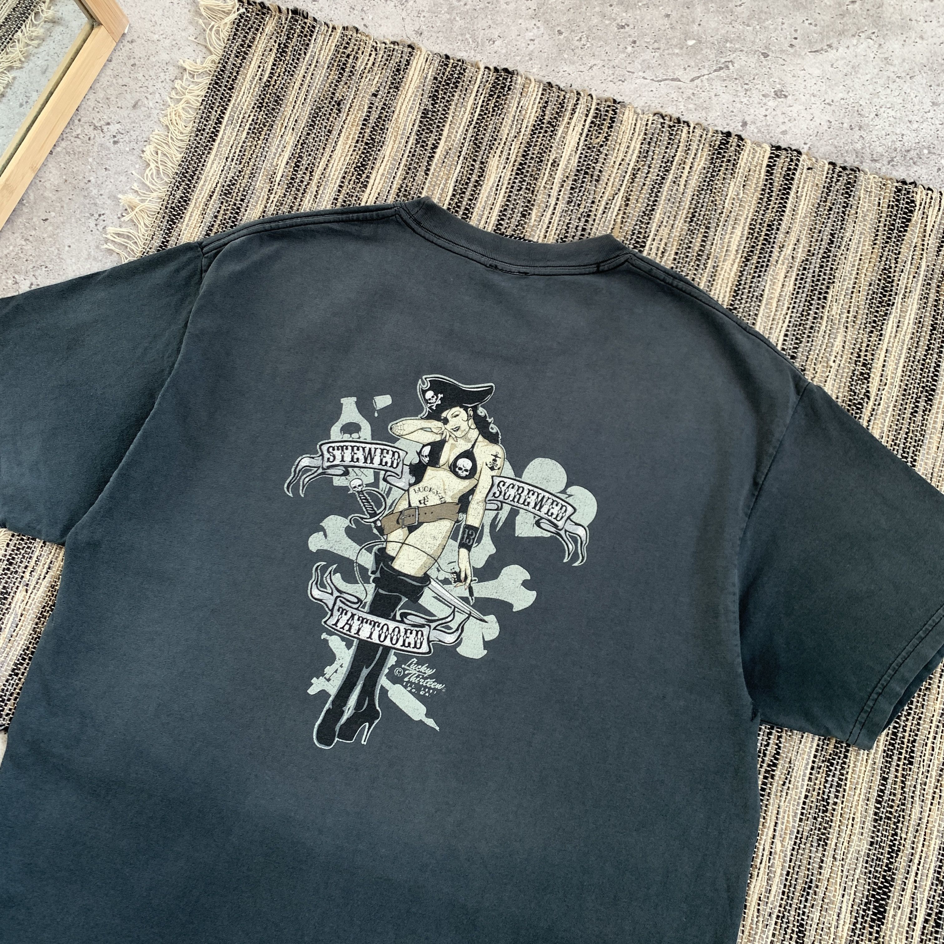 Lucky Brand Vintage 18+ Lucky 13 Tits Girl Grey Faded Graphic Tee Shirt Size US L / EU 52-54 / 3 - 5 Thumbnail