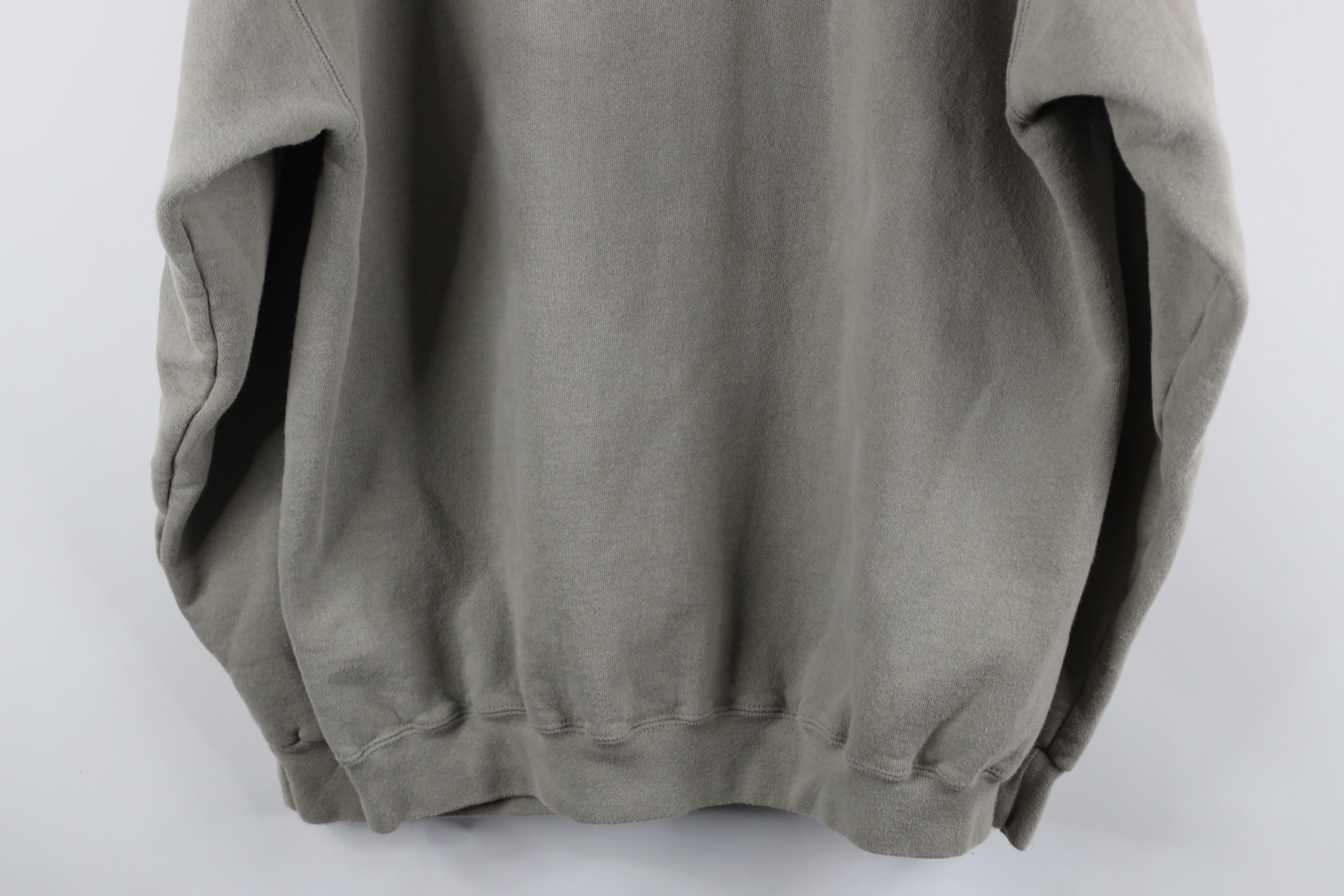 Vintage Vintage 90s Heavyweight Fishing Crewneck Sweatshirt USA Size US XL / EU 56 / 4 - 10 Thumbnail
