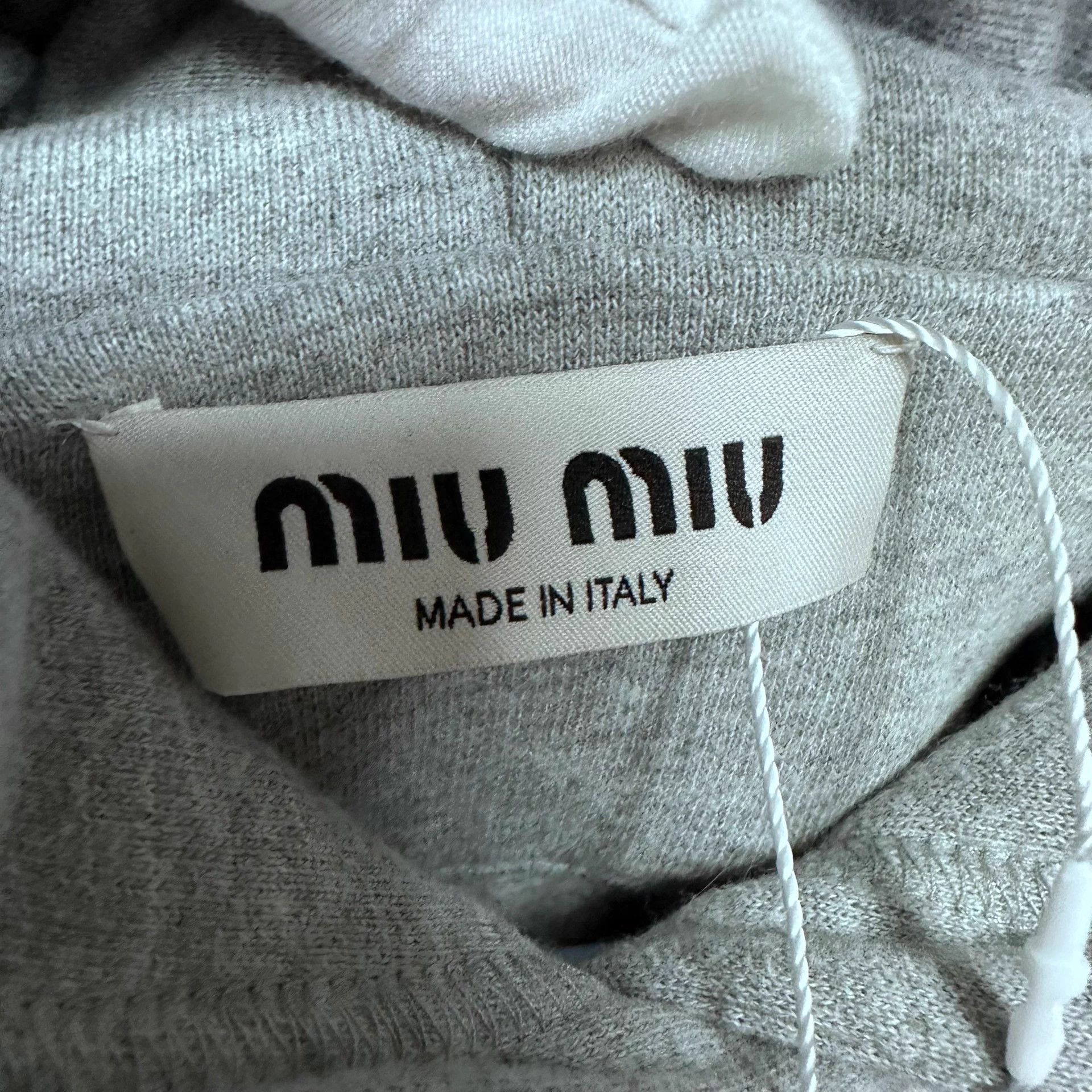 Miu Miu MIU MIU Gray Logo Embroidered Hoodie M Size M / US 6-8 / IT 42-44 - 3 Thumbnail