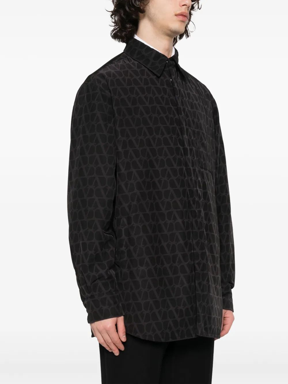 Valentino o1y0525 Patterned Overshirt in Black Size US M / EU 48-50 / 2 - 3 Thumbnail