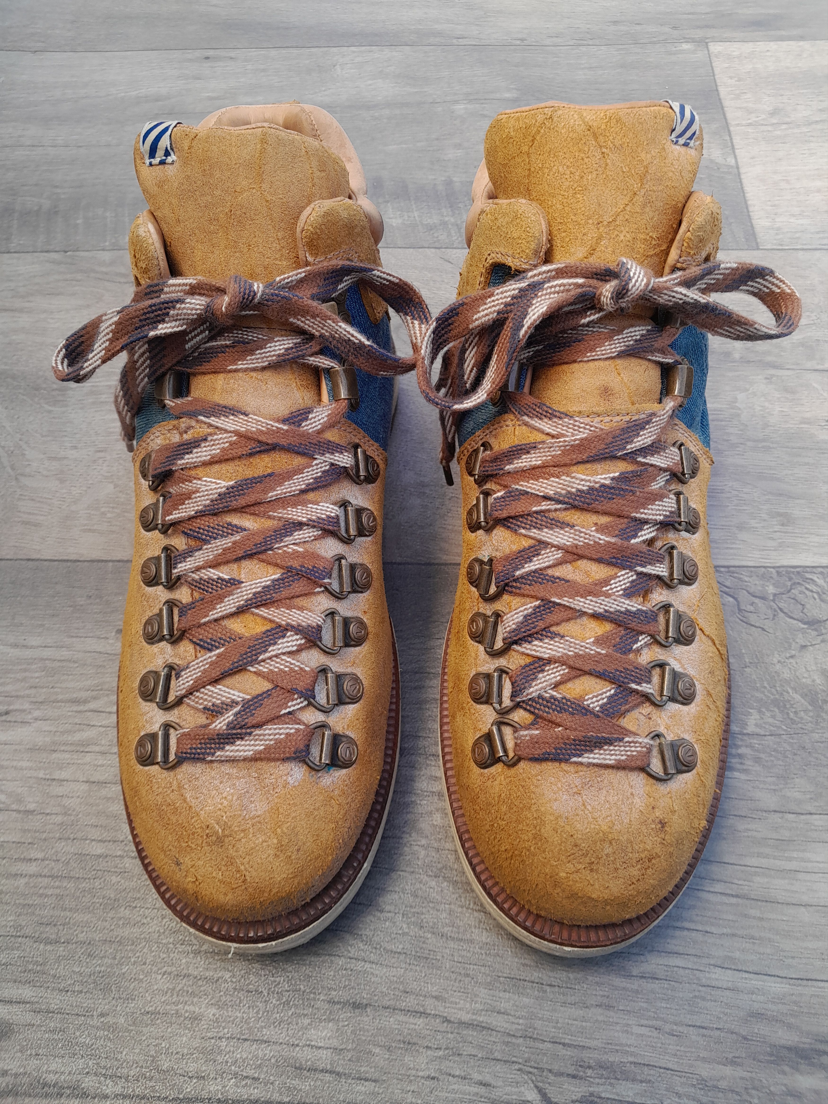 Supreme × Visvim VISVIM x Supreme SERRA ASCENT Boots US9 | Grailed