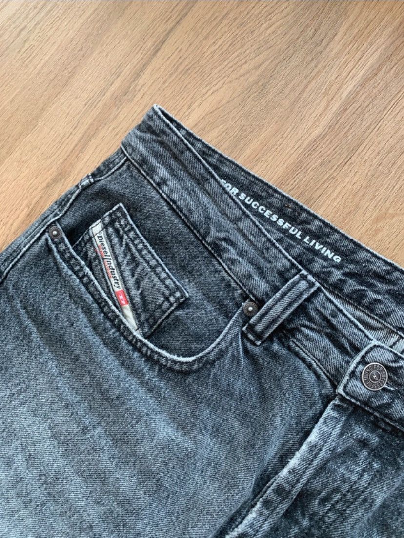 Diesel Diesel Relaxed Jeans 2001 D-Macro Size US 33 - 2 Thumbnail