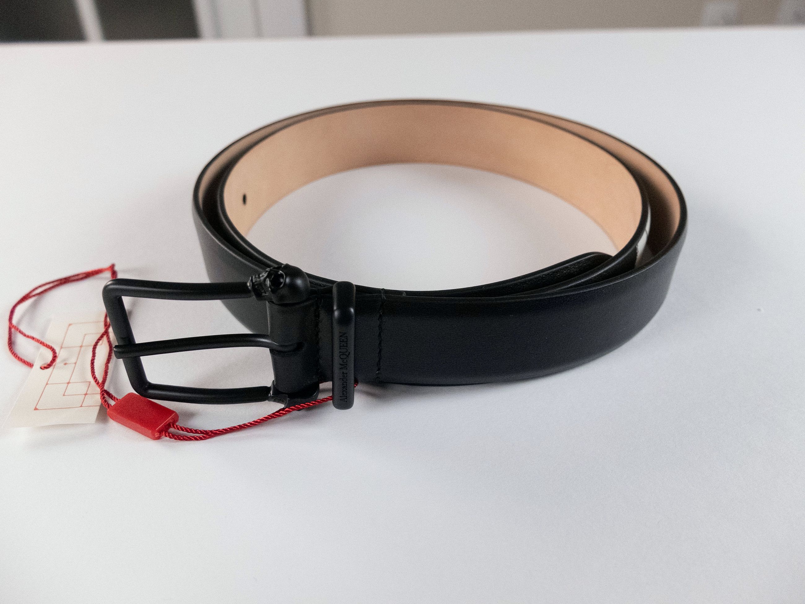Alexander McQueen ALEXANDER MCQUEEN black graffiti logo leather belt 100 q Size 38 - 3 Thumbnail