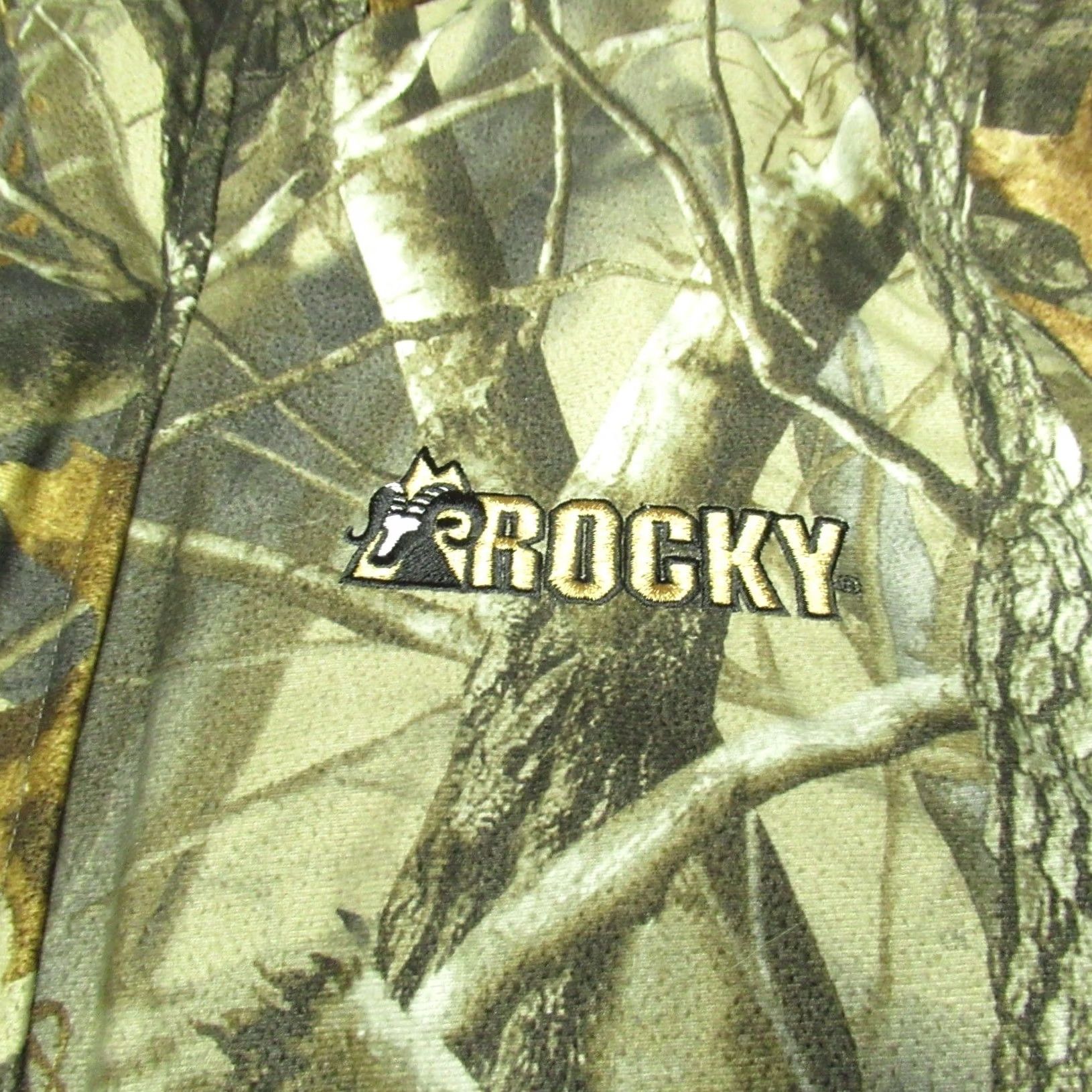 Vintage Rocky Bomber Jacket Mens Medium Camo Realtree Insulated Hunting Hooded Waterfowl Full Zip Pockets Winter Fall Casual Workwear Size US M / EU 48-50 / 2 - 2 Thumbnail