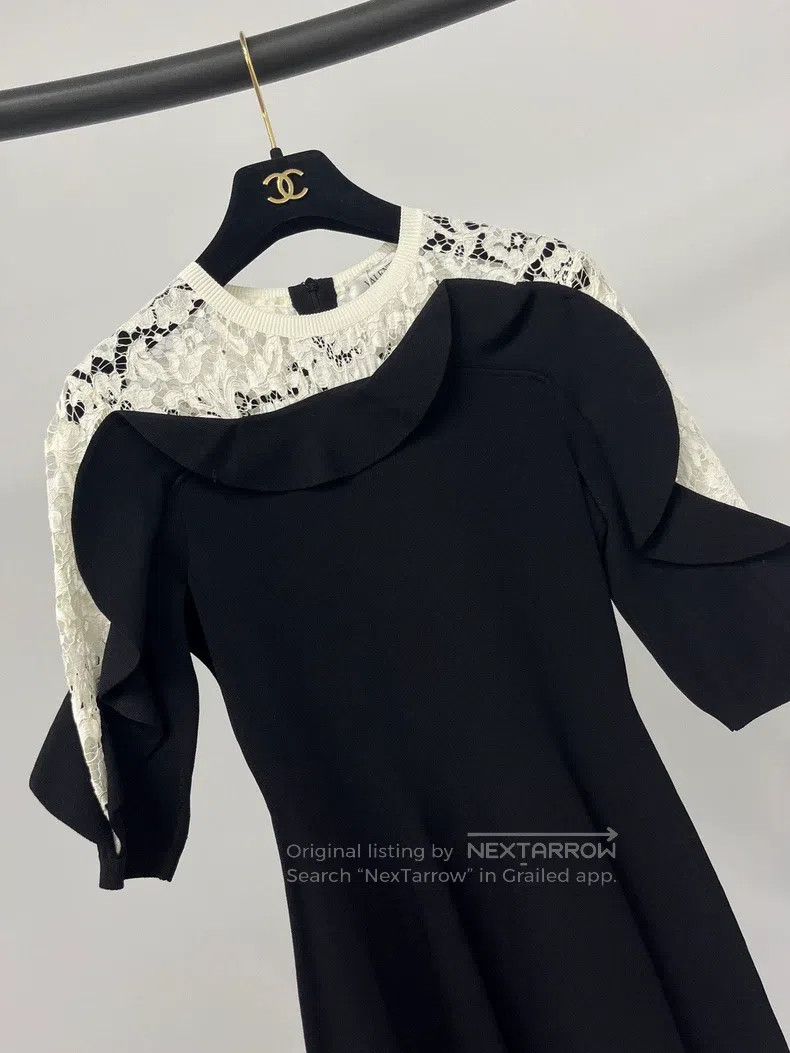 Valentino Valentino Black and white lace patchwork dress Size S / US 4 / IT 40 - 3 Thumbnail