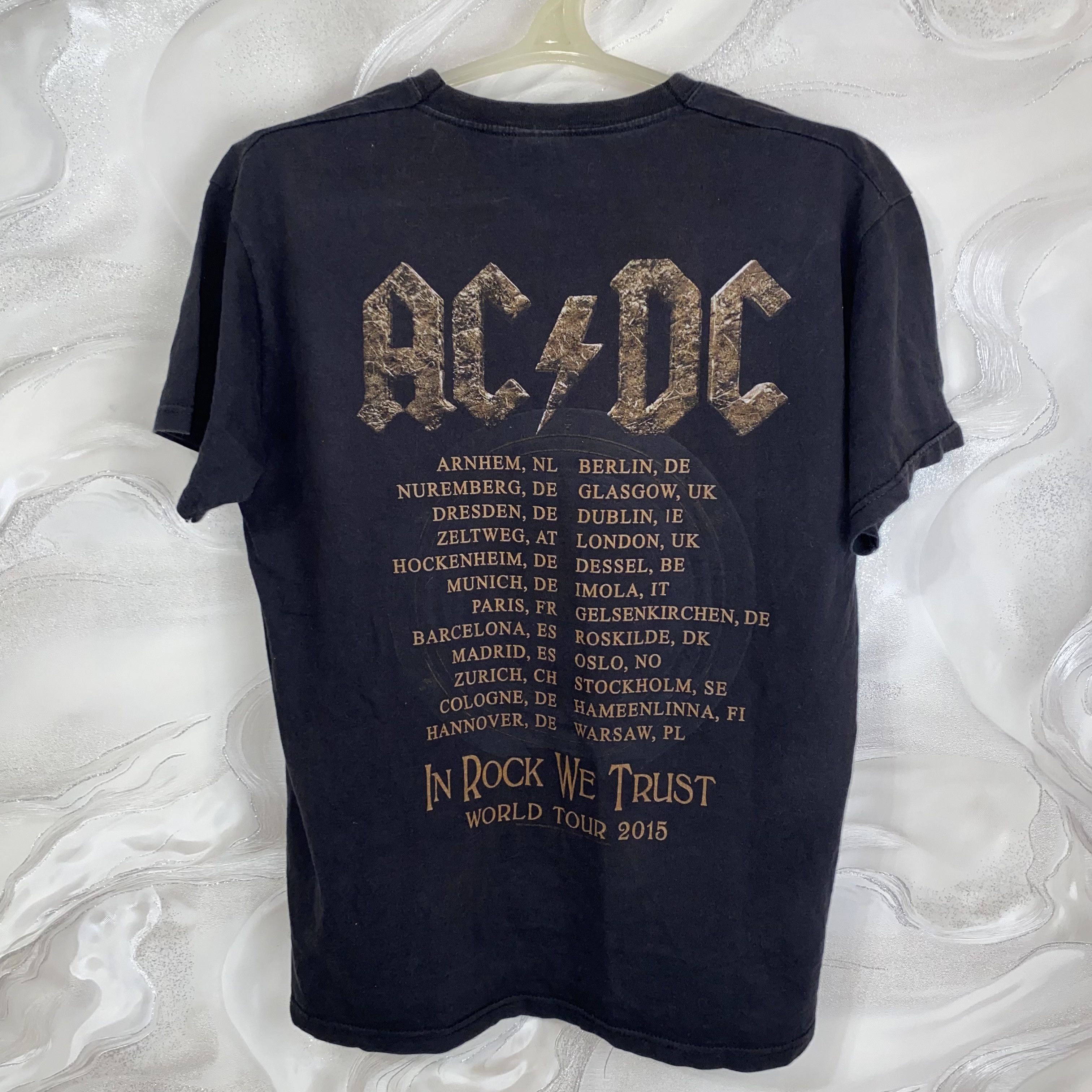 Fruit Of The Loom AC DC World Tone 2015 merch Rock or Bust man black M Size US M / EU 48-50 / 2 - 5 Thumbnail