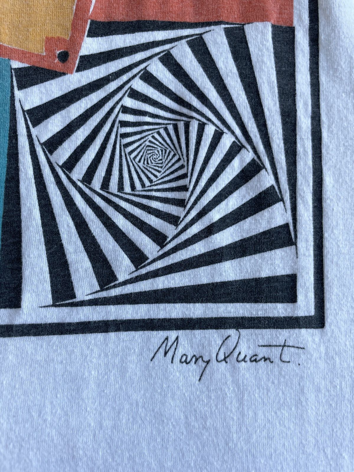 Other Mary Quant Art T-shirt Size US L / EU 52-54 / 3 - 4 Thumbnail