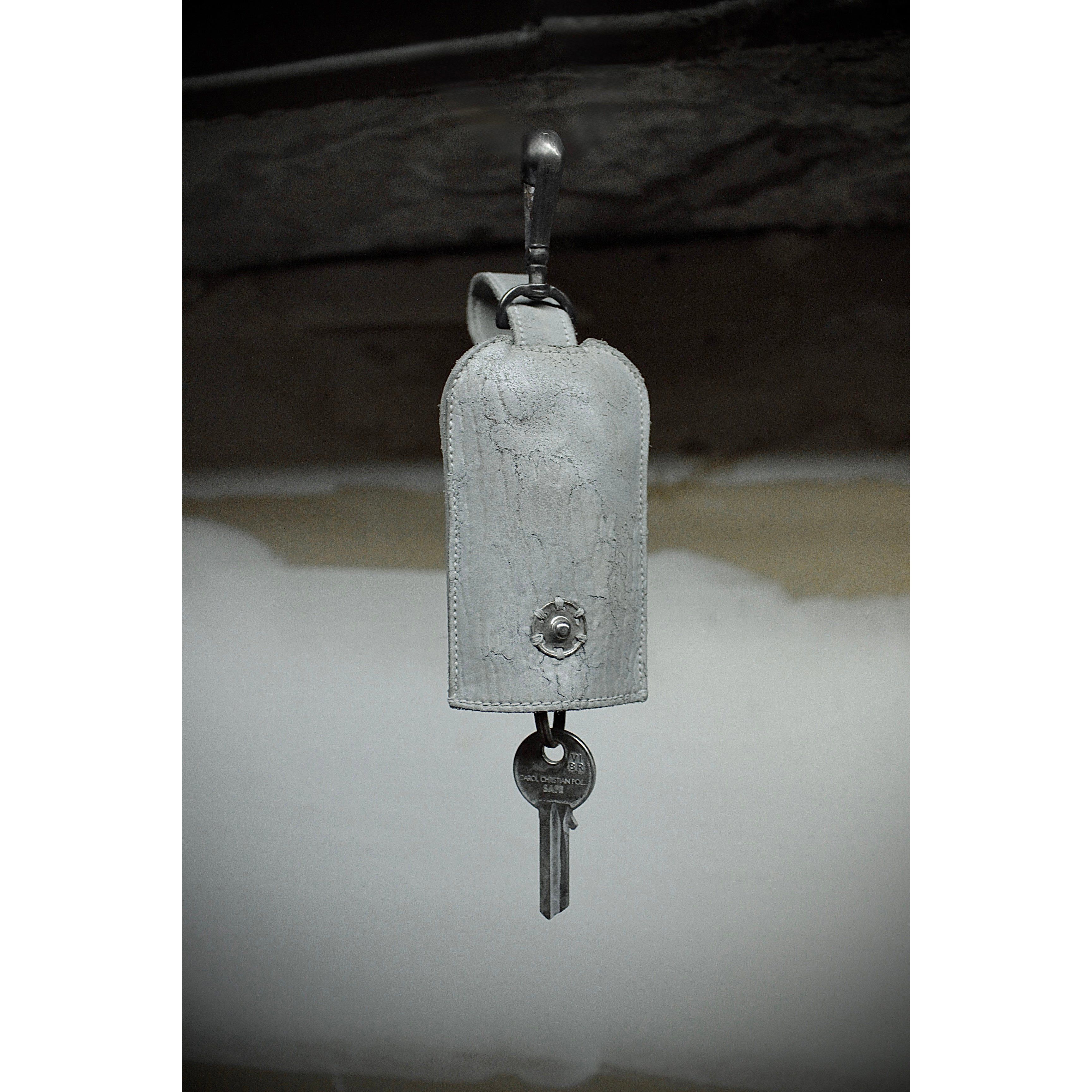 Carol Christian Poell Carol Christian Poell MM/2265 Silver Hook Key Horse Case Size ONE SIZE - 1 Thumbnail