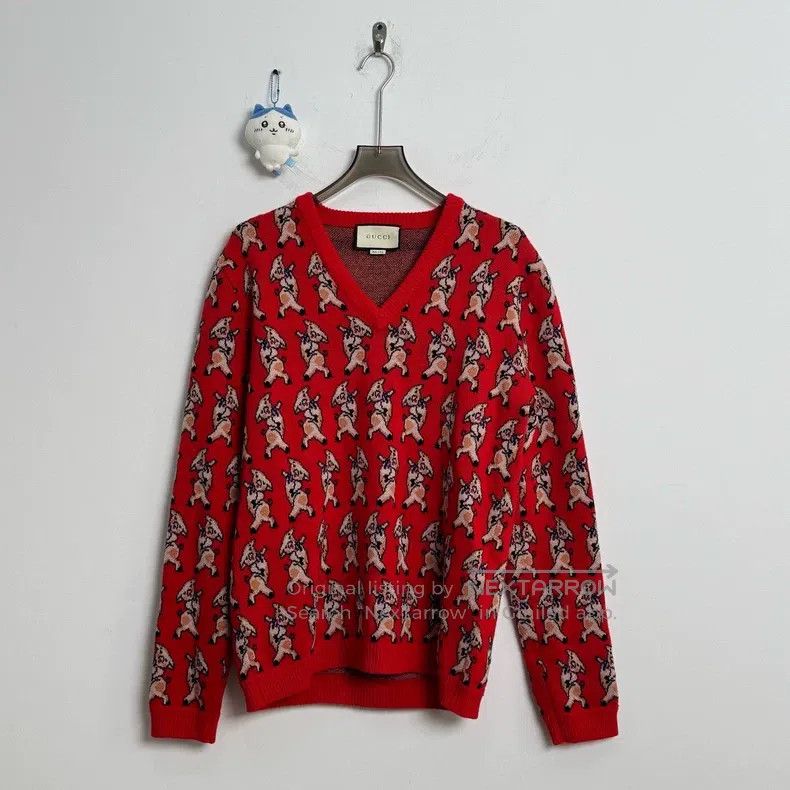 Gucci Gucci Red pig-patterned v-neck sweater Size XS / US 0-2 / IT 36-38 - 1 Thumbnail