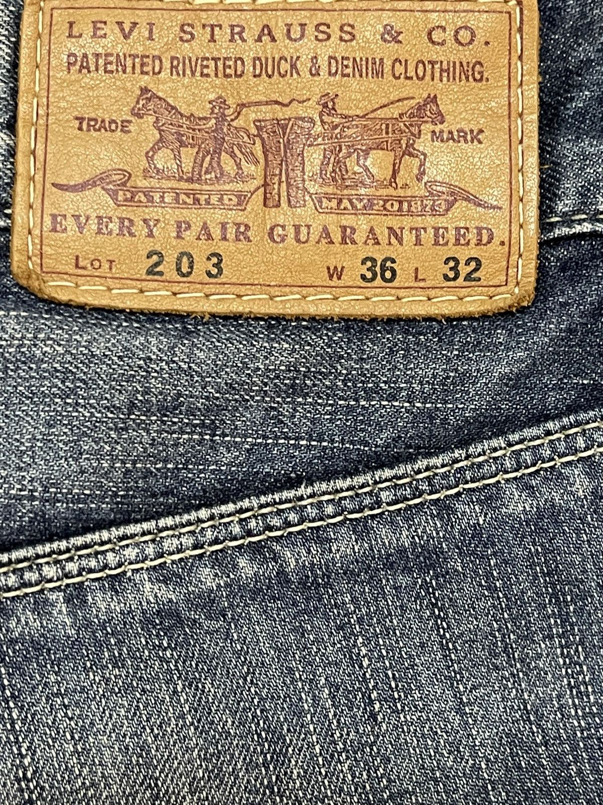 Levi's Vintage 90s Levis 203 Buckle Mud Wash Style Baggy Jeans Size US 36 / EU 52 - 9 Thumbnail