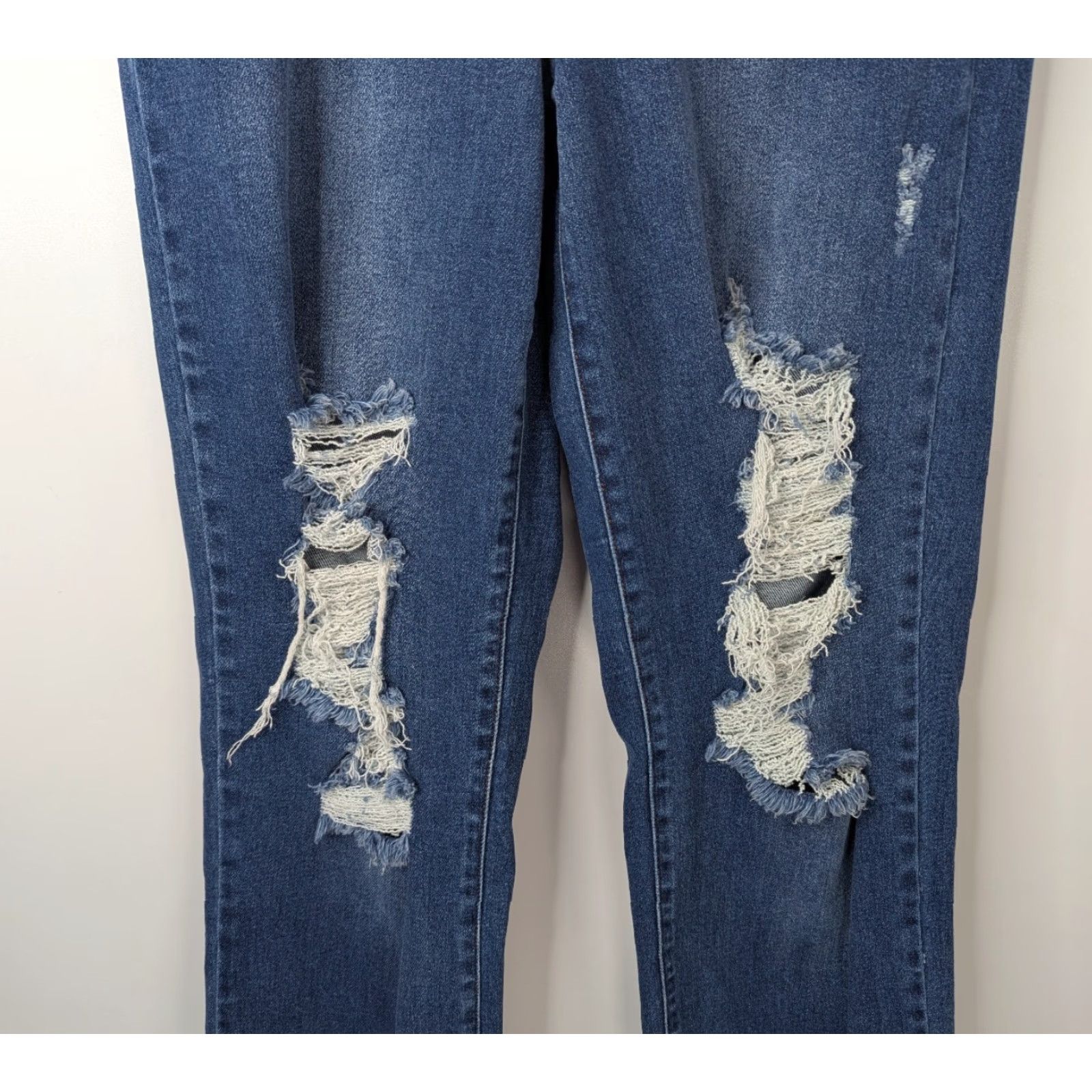 Vintage VINTAGE Judy Blue Dad Jeans Womens 29 Distressed Ripped Frayed Hem Denim Mood: Casual Blue Size 29" - 3 Thumbnail